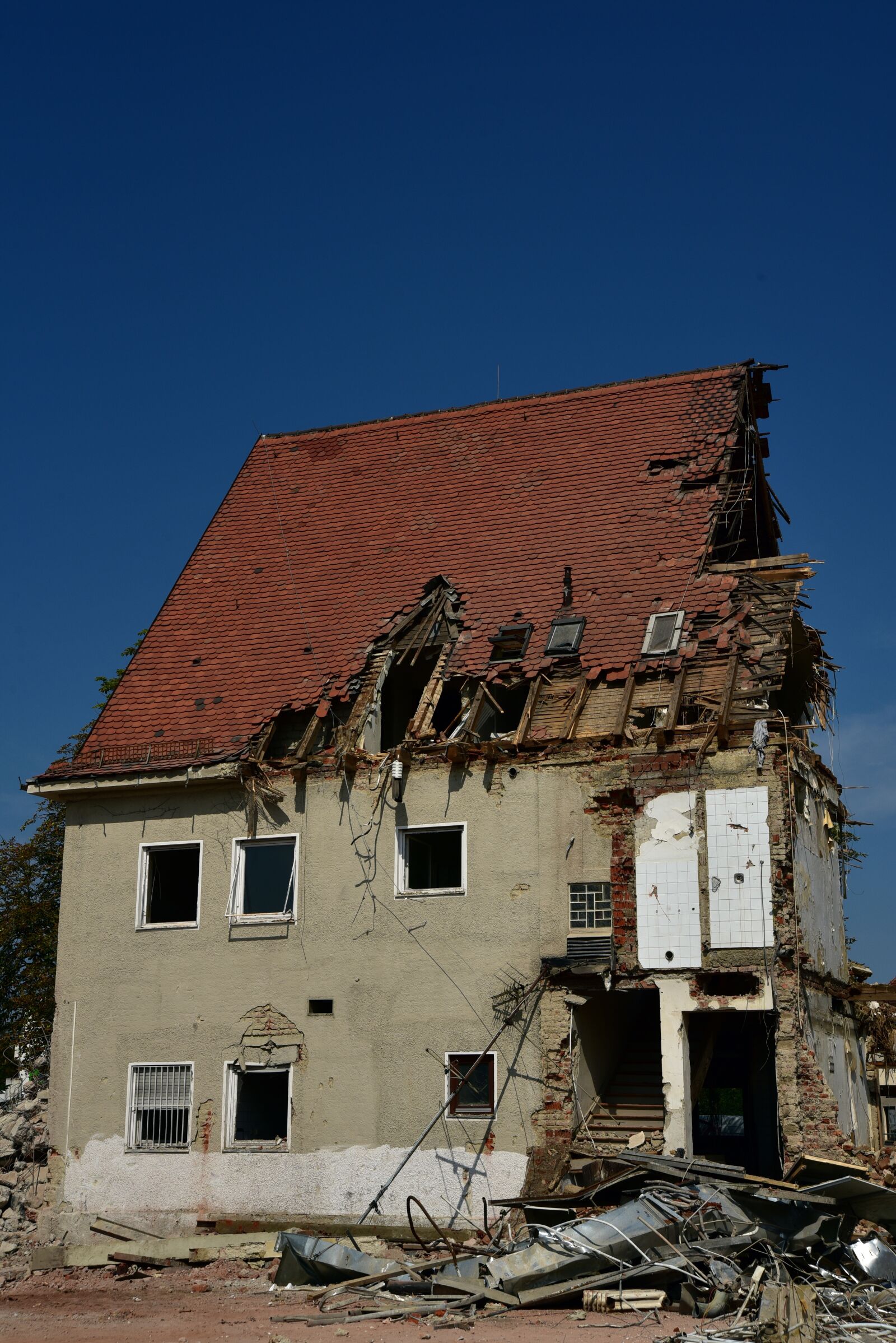 Nikon D750 sample photo. House, demolition, building photography