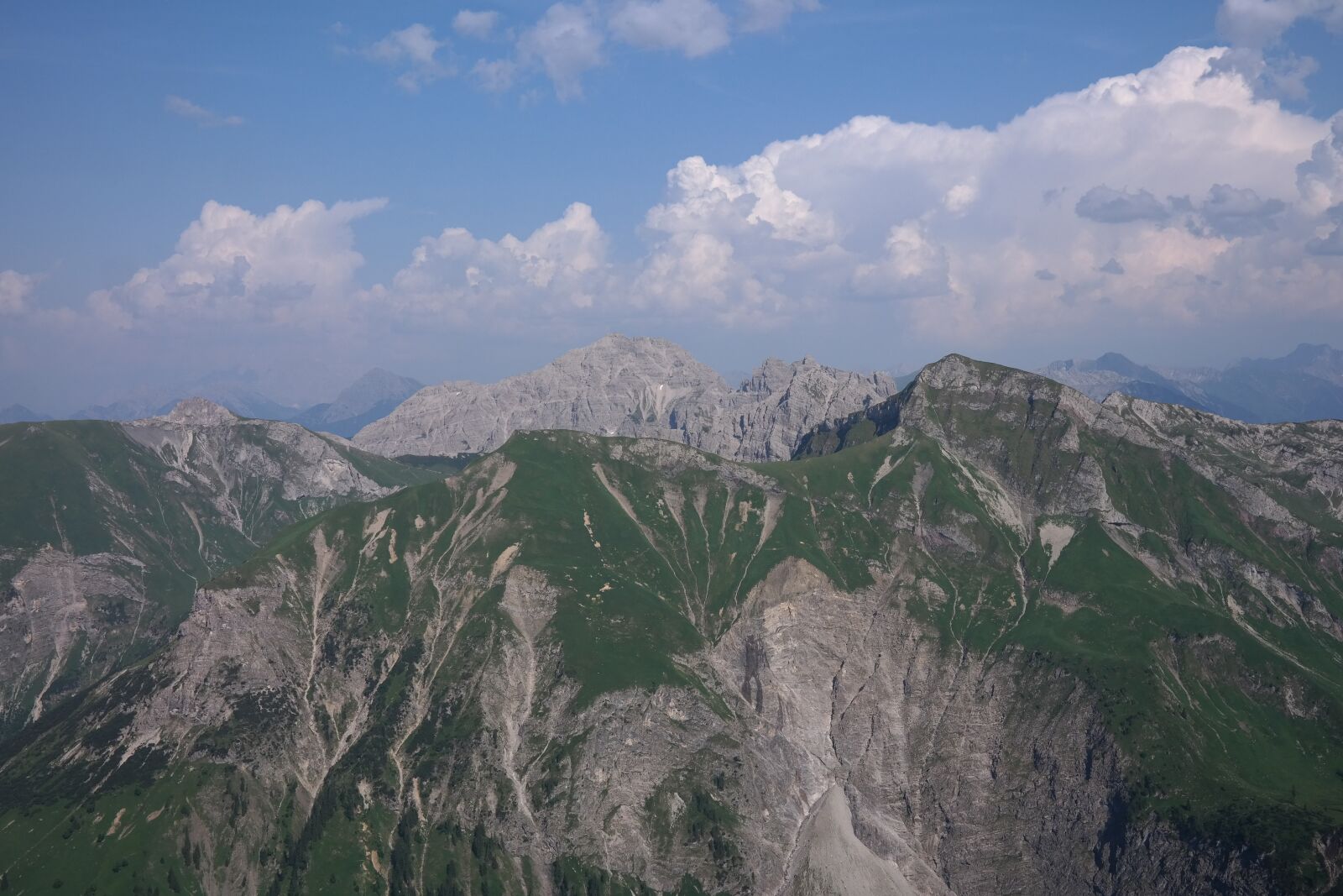 Samsung NX300 sample photo. Leilachspitze, top of pools photography