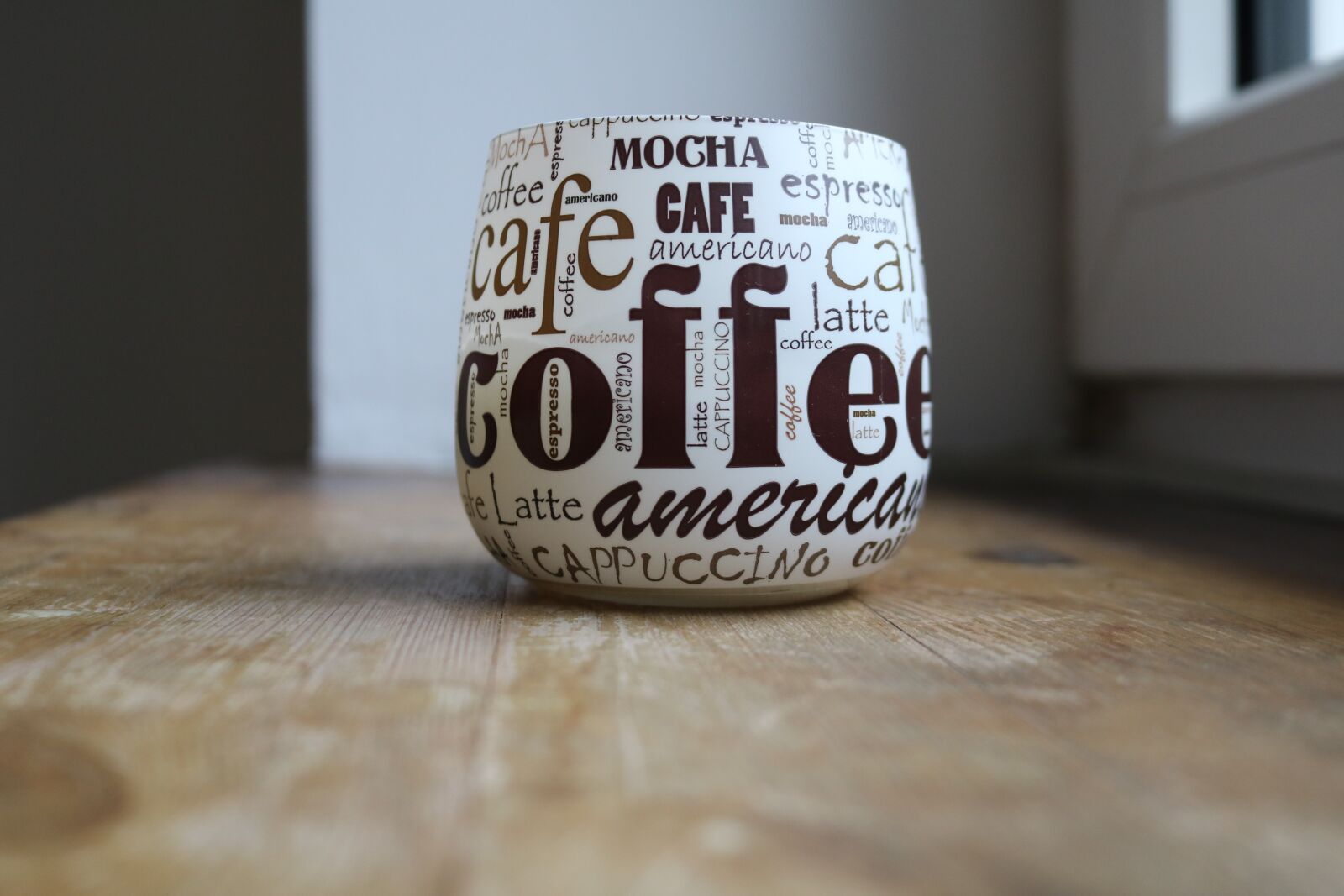 Canon EOS 750D (EOS Rebel T6i / EOS Kiss X8i) sample photo. Coffee, candle, espresso photography