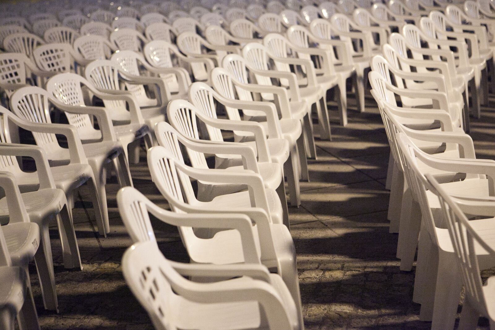 Canon EOS 5D Mark II sample photo. Abstraction, white, plastic photography