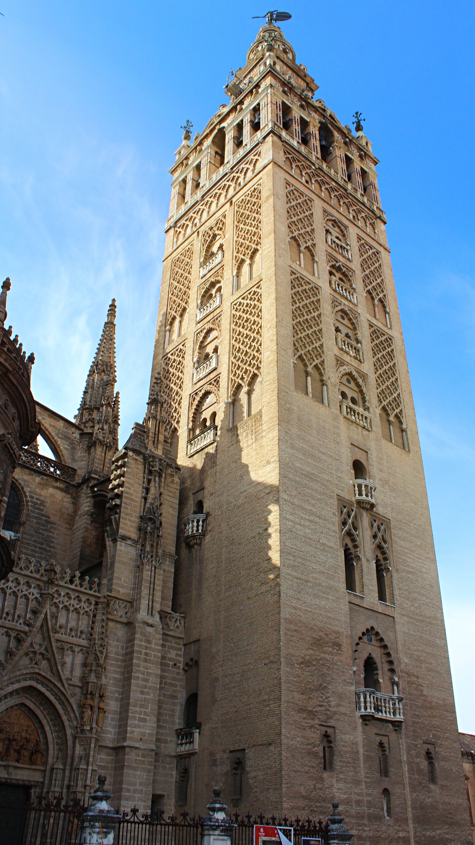 Canon EOS 600D (Rebel EOS T3i / EOS Kiss X5) sample photo. Seville, spain, andalusia photography