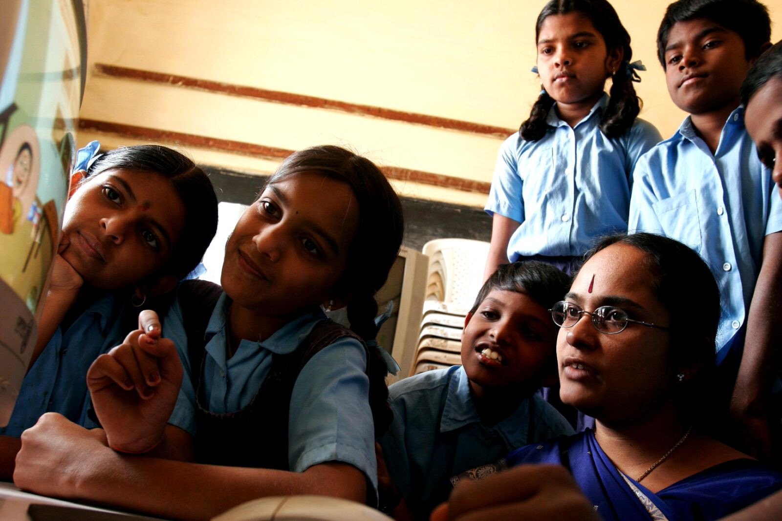 Canon EOS 20D sample photo. Young, indian, girls, teacher photography