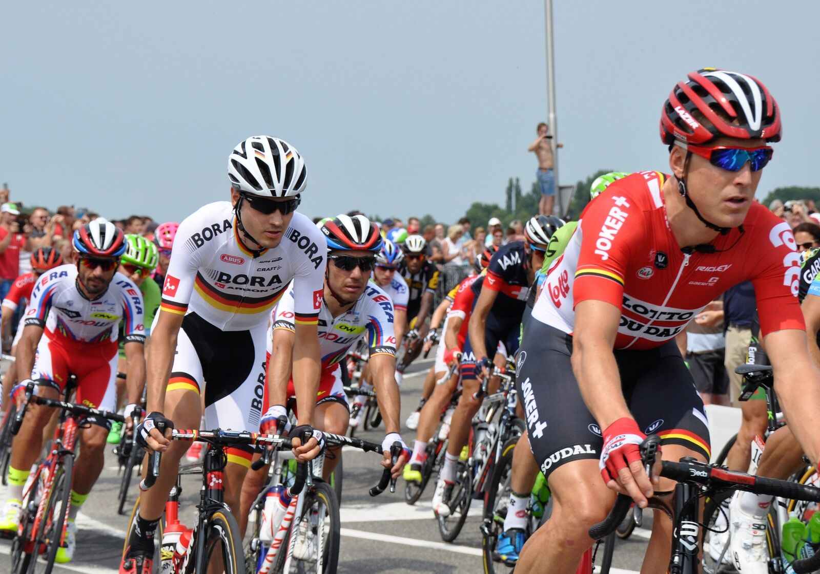 Nikon D90 sample photo. The tour de france photography