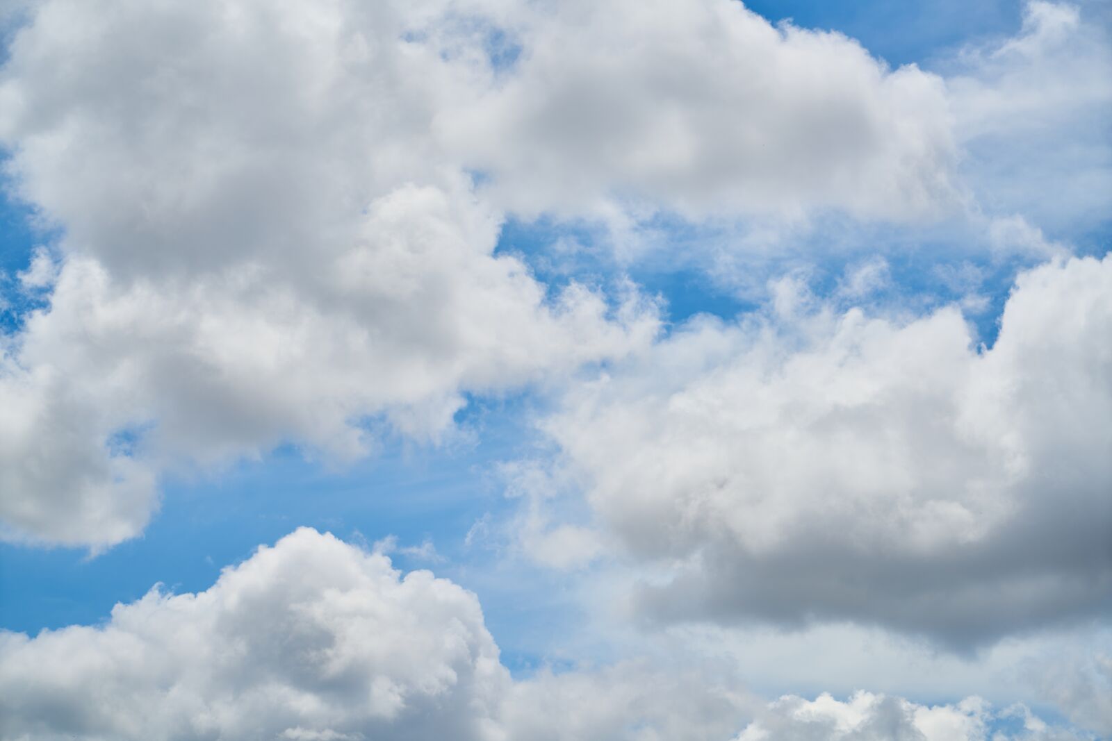 Sony a7R II sample photo. Cloud, blue, sky photography