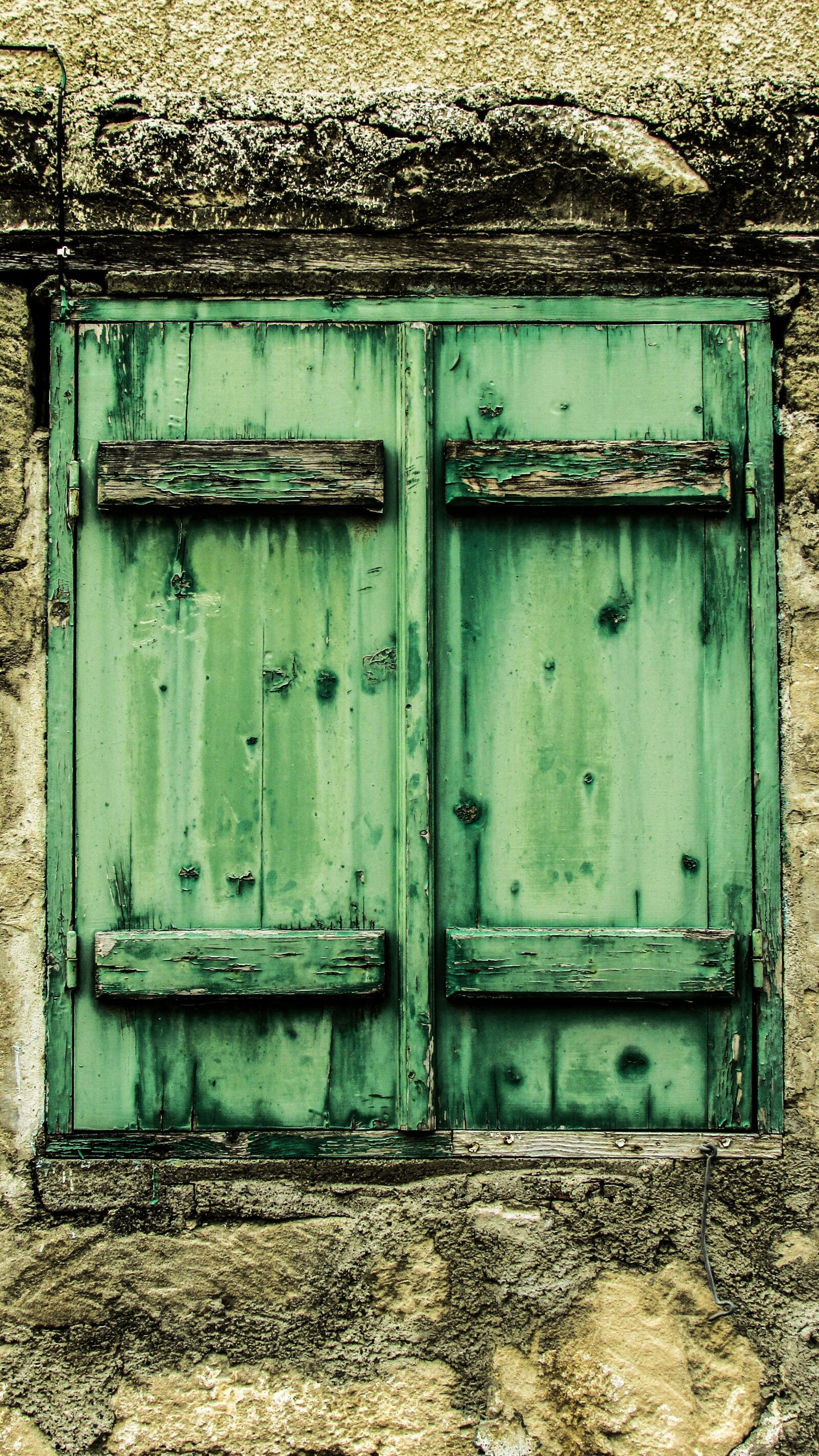 Canon PowerShot SX400 IS sample photo. Window, old, wooden photography