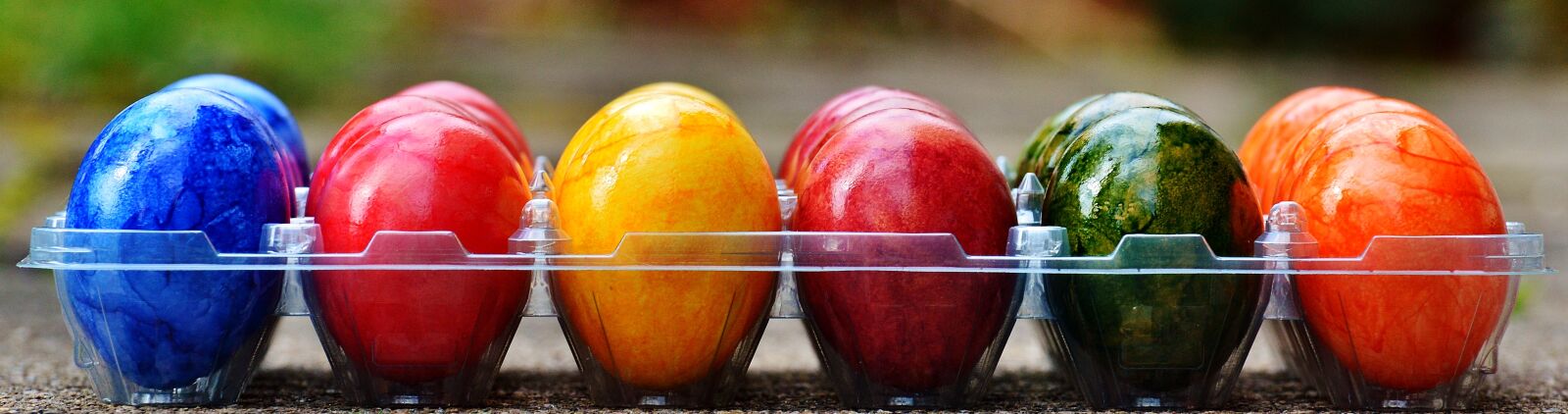Nikon D3200 sample photo. Egg, easter eggs, bread photography