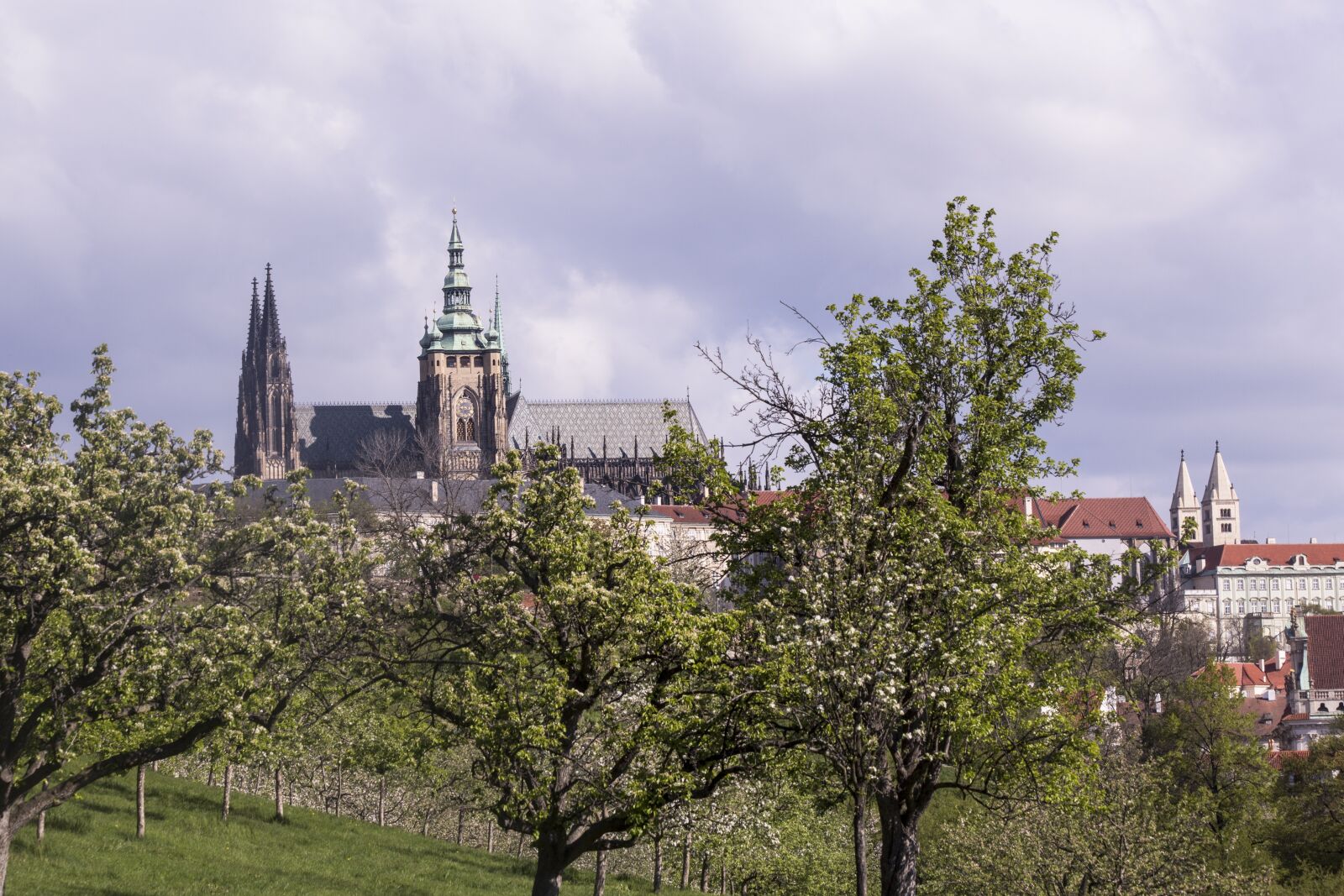 Canon EF 70-300mm F4-5.6 IS USM sample photo. Prague, czech republic, historically photography