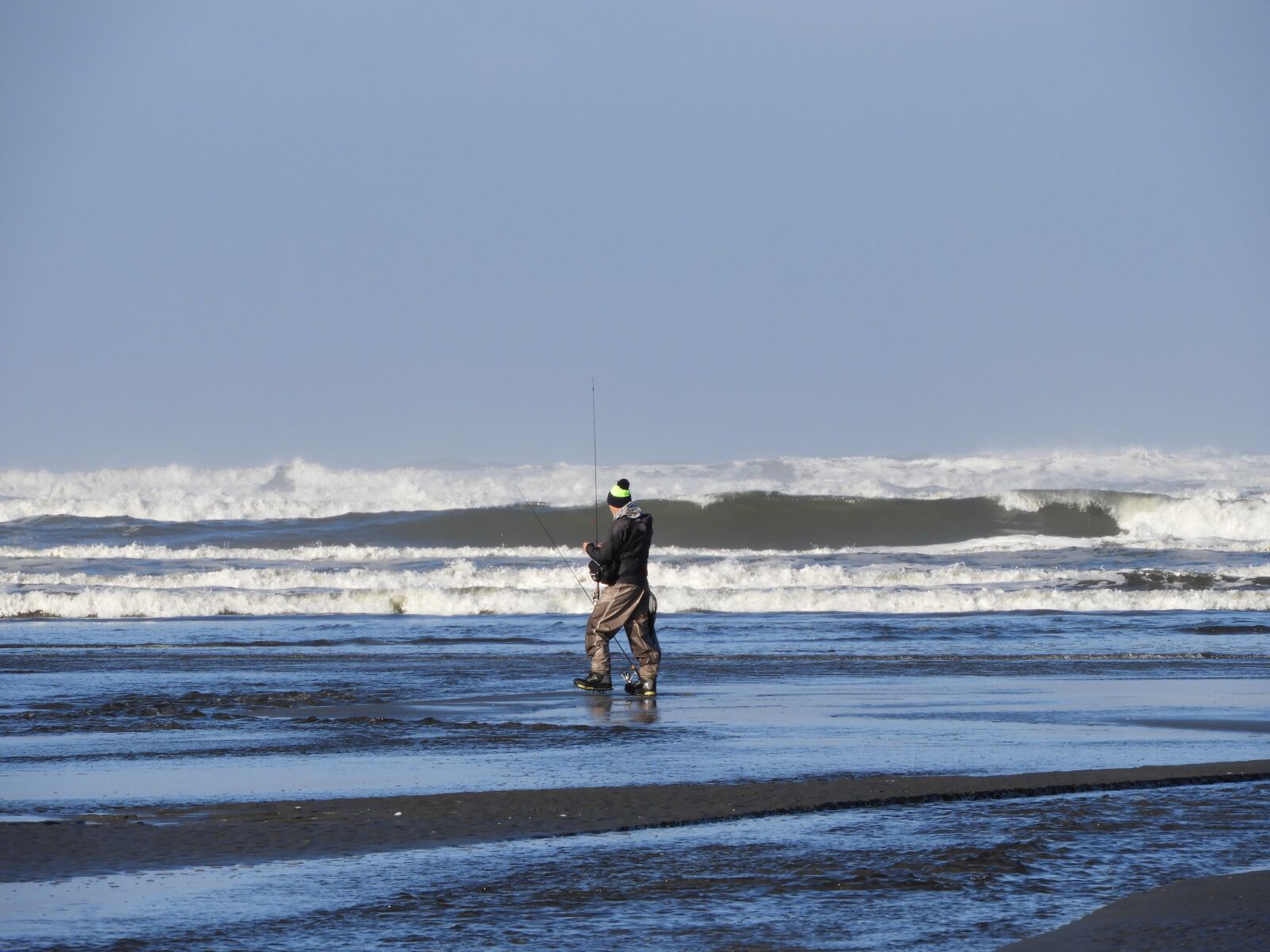 Nikon Coolpix B700 sample photo. Fisherman, ocean, sea photography