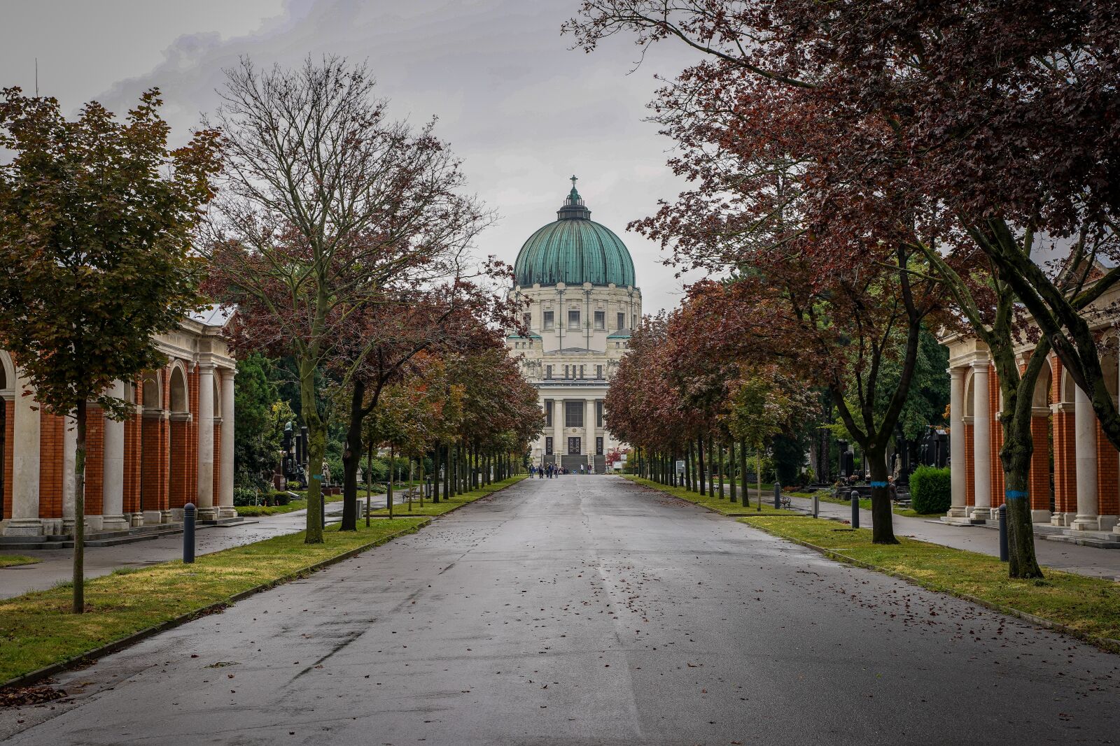 Sony a7 III + Tamron 28-75mm F2.8 Di III RXD sample photo. Vienna, central cemetery, vienna's photography