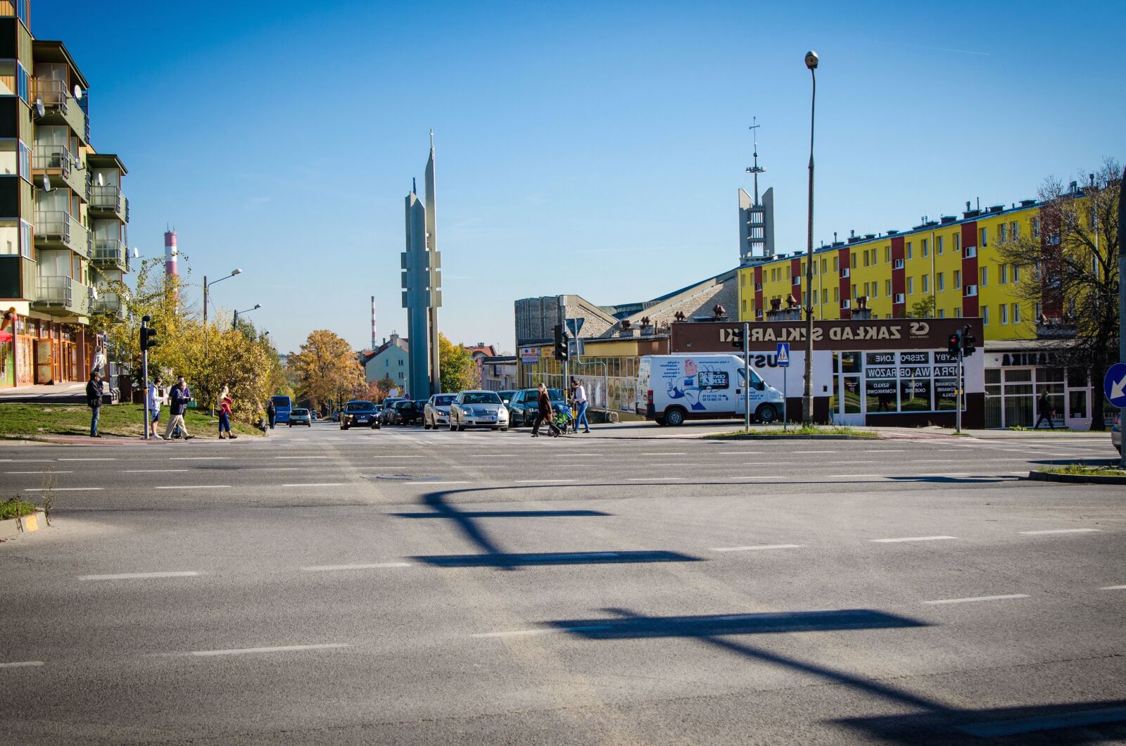 Nikon D5100 sample photo. Street, vehicle, asphalt, castle photography
