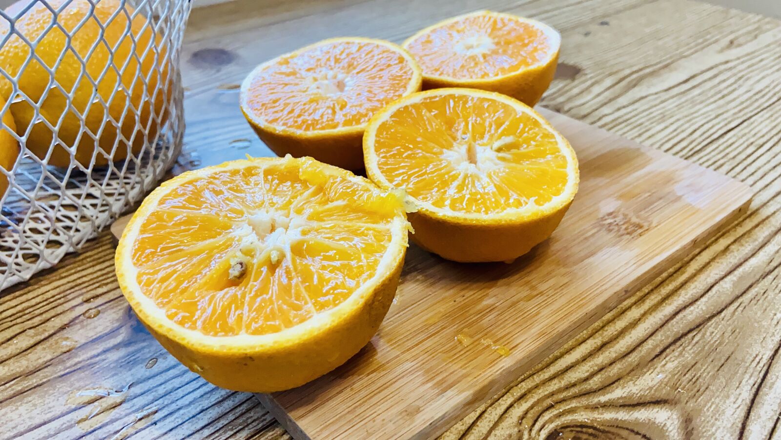 iPhone 11 back dual wide camera 4.25mm f/1.8 sample photo. Orange, food, delicious photography