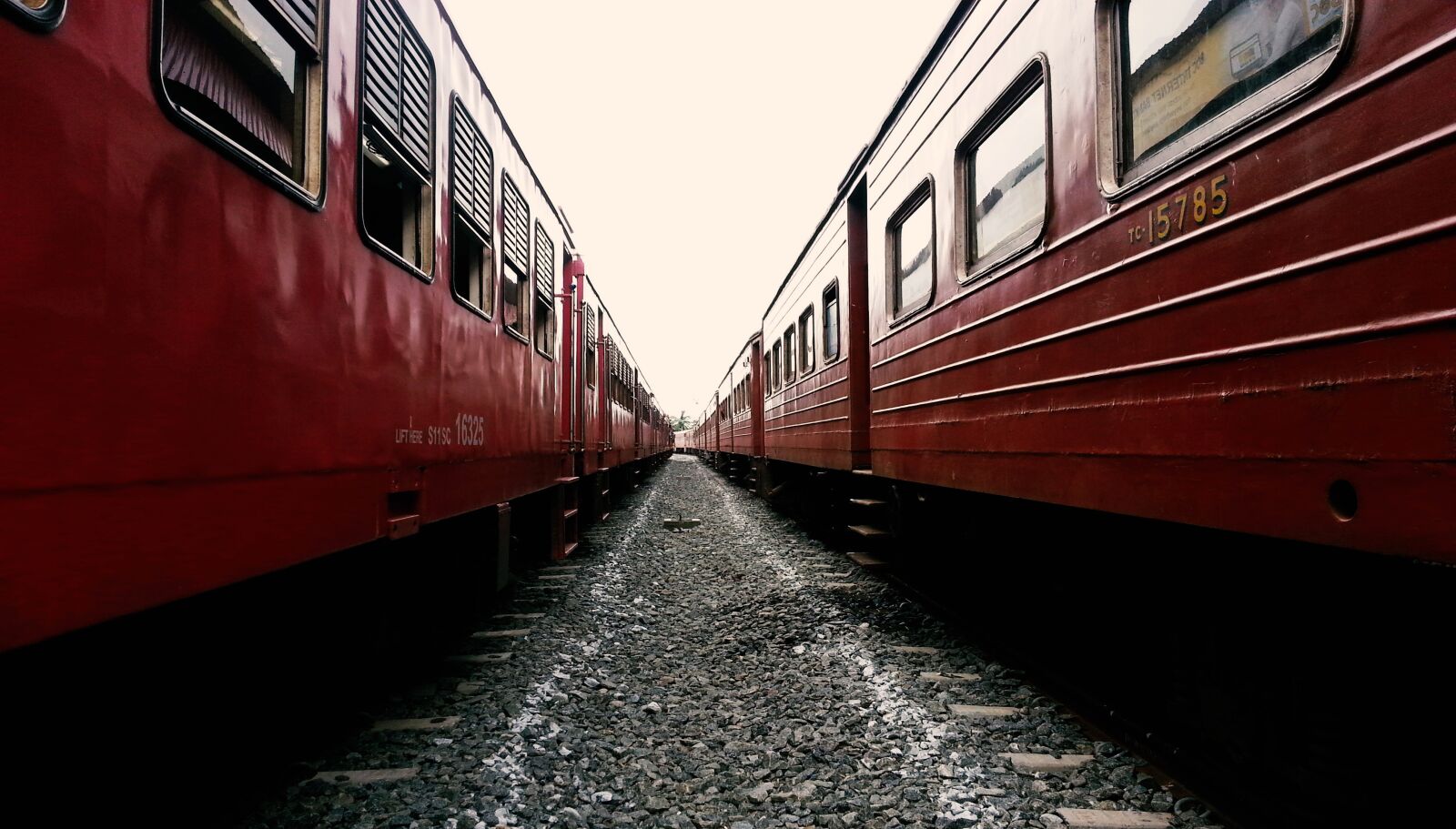 Samsung Galaxy S3 sample photo. Train, train track, sri photography