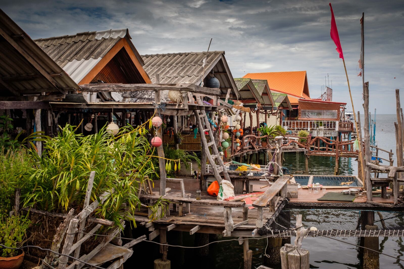 Fujifilm X100F sample photo. Sydthailand, house, port photography