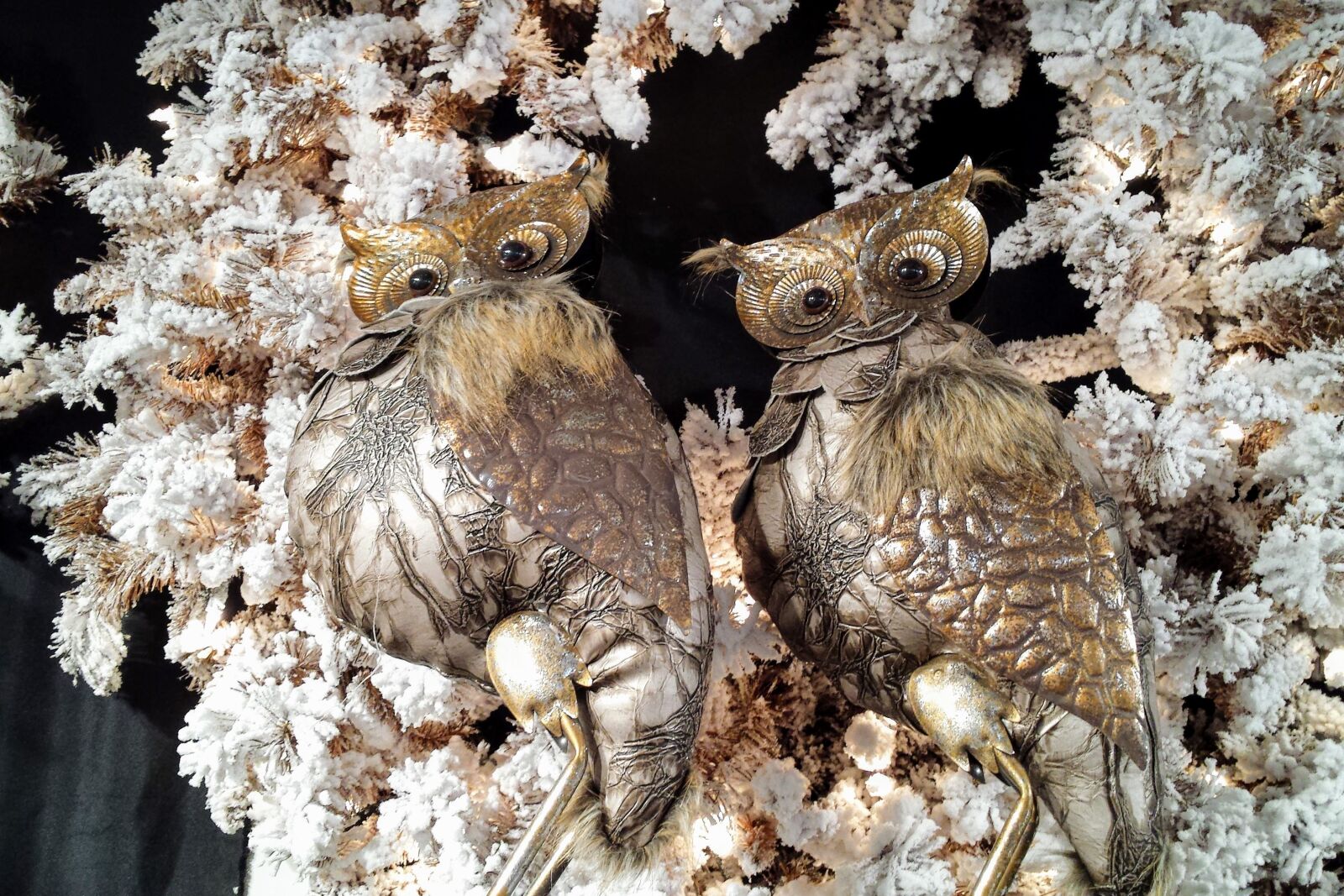 Samsung Galaxy S4 sample photo. Owls, decoration, christmas photography