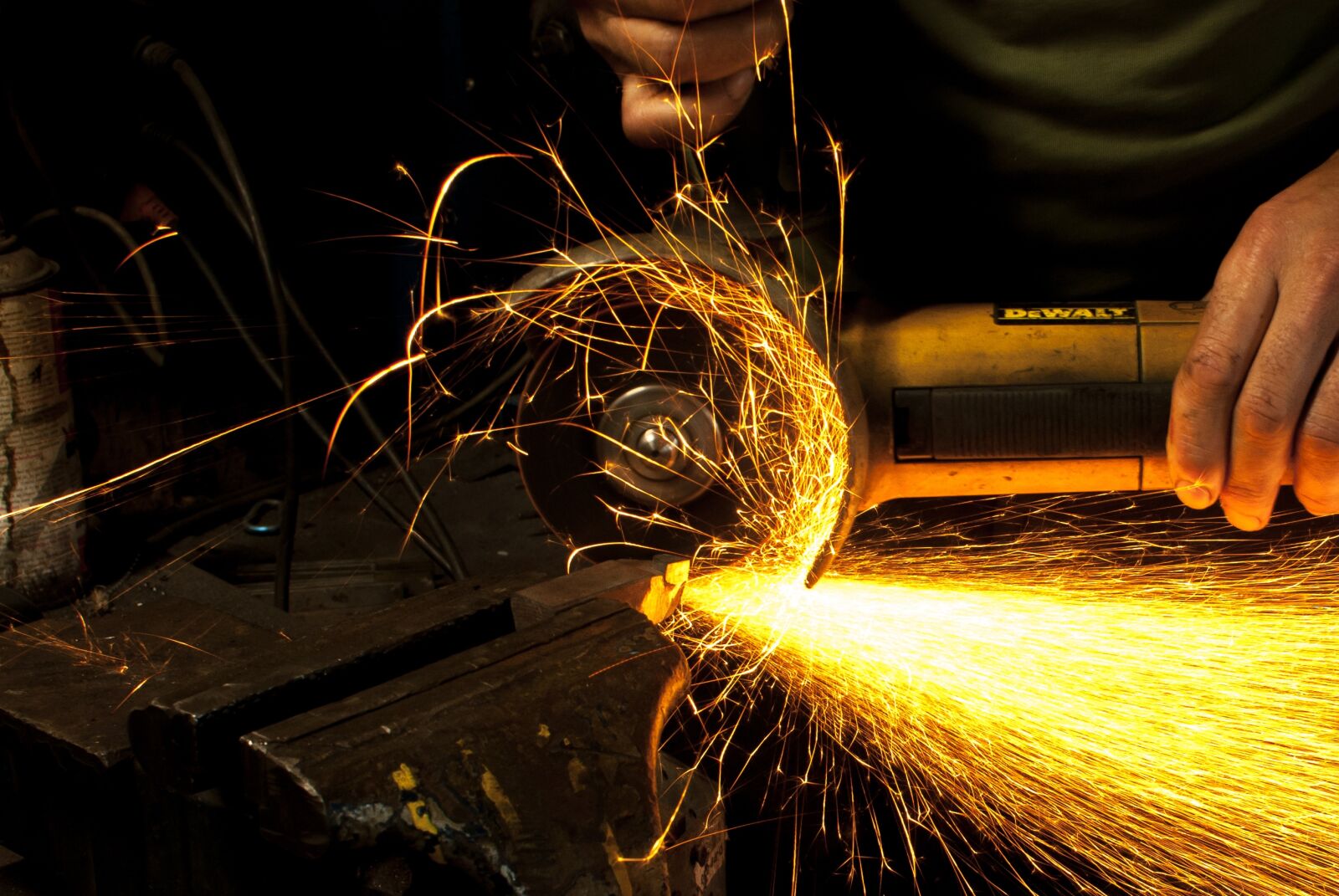 Nikon D60 sample photo. Grinder, grinding, corner photography
