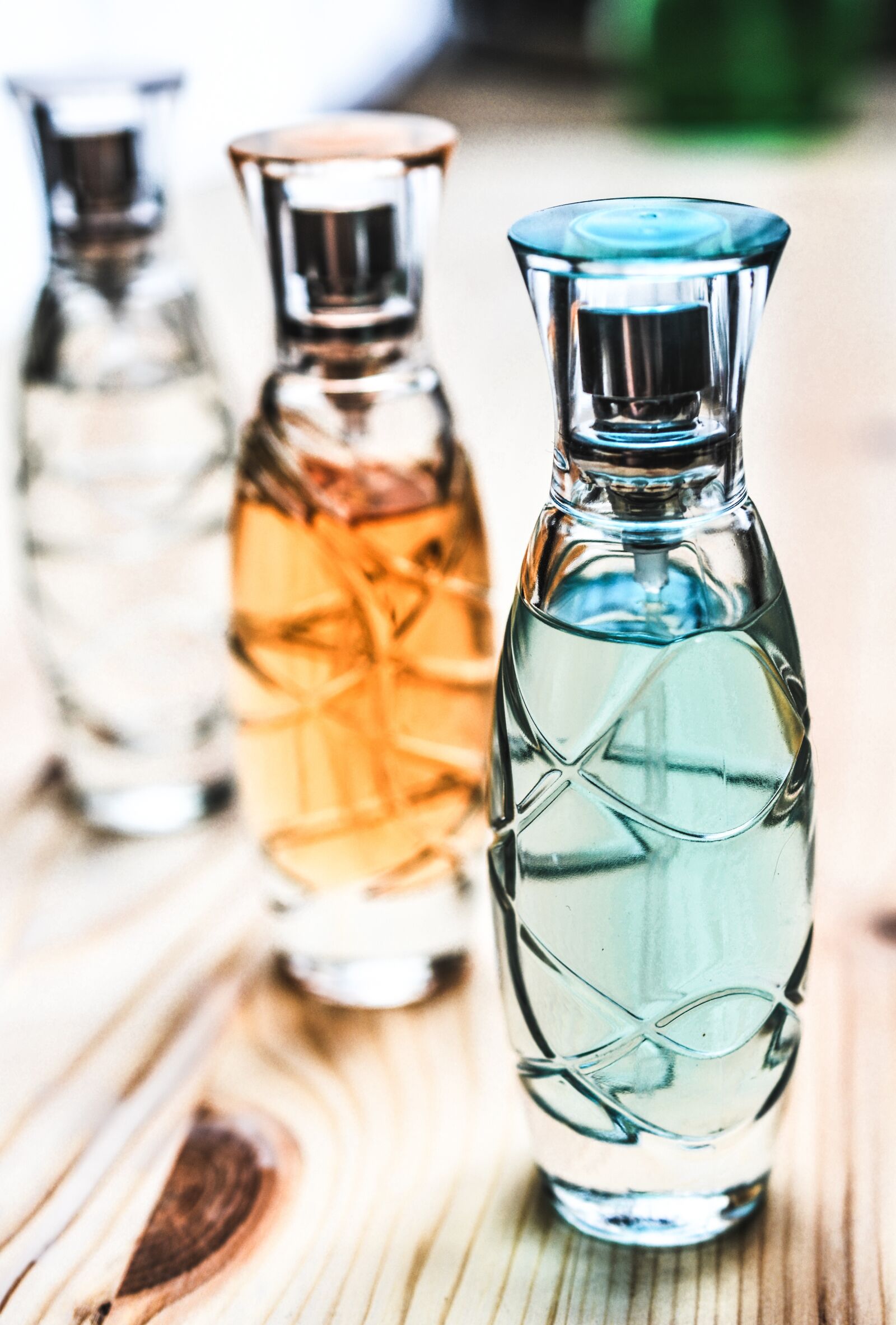 Nikon D5200 sample photo. Perfume, bottle, glass photography