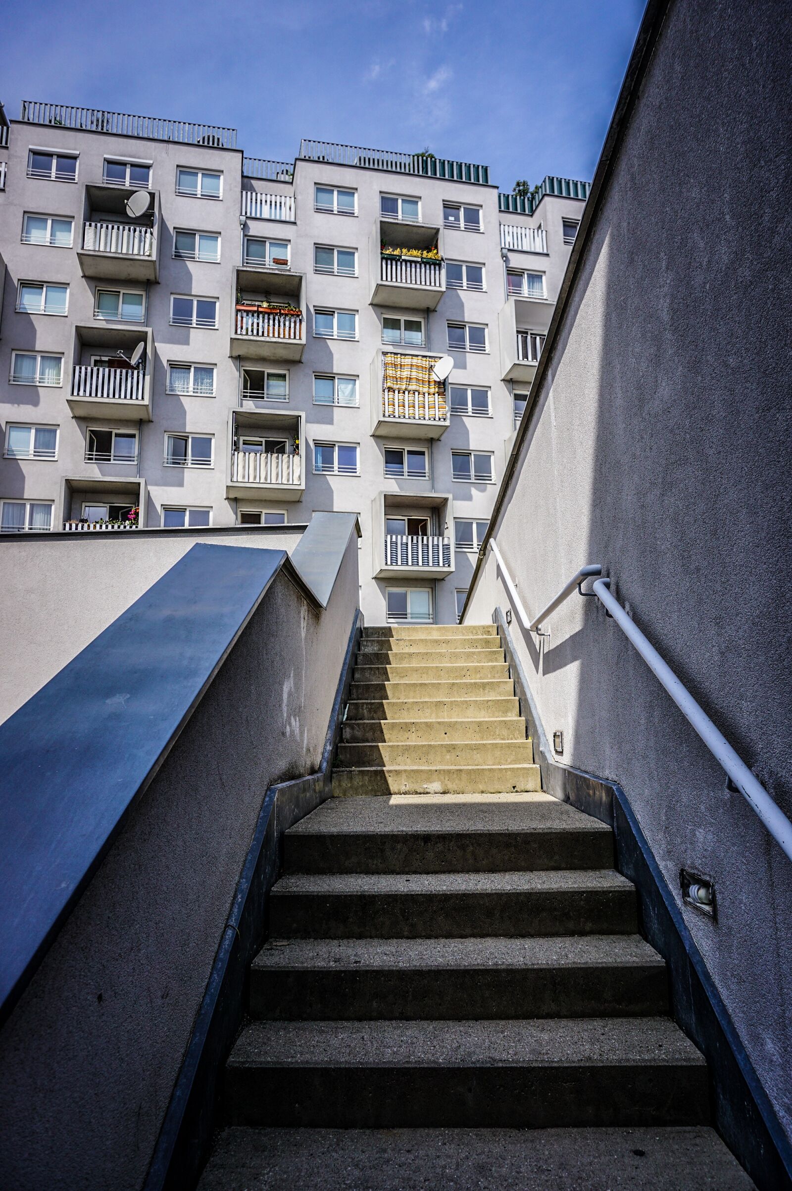 Sony a6000 sample photo. Live, housing, apartments photography