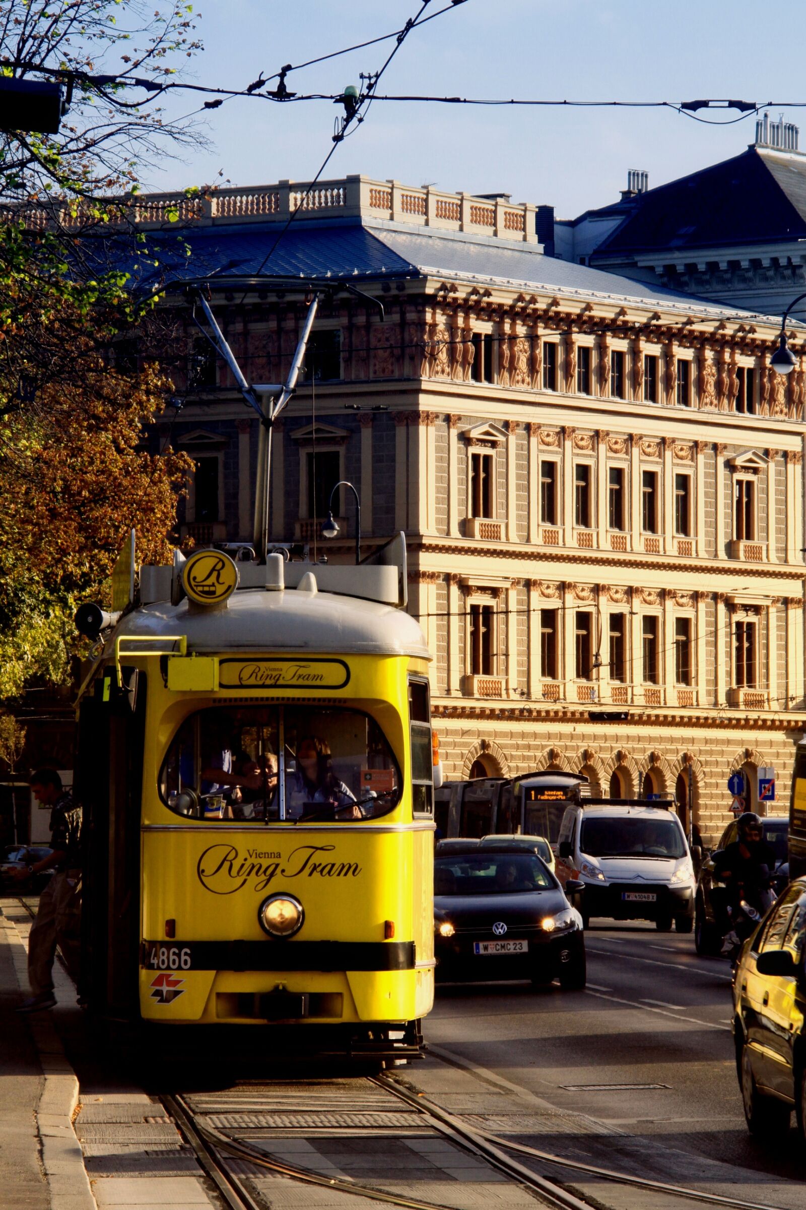 Canon EOS 7D sample photo. Trolley, viena, transport photography