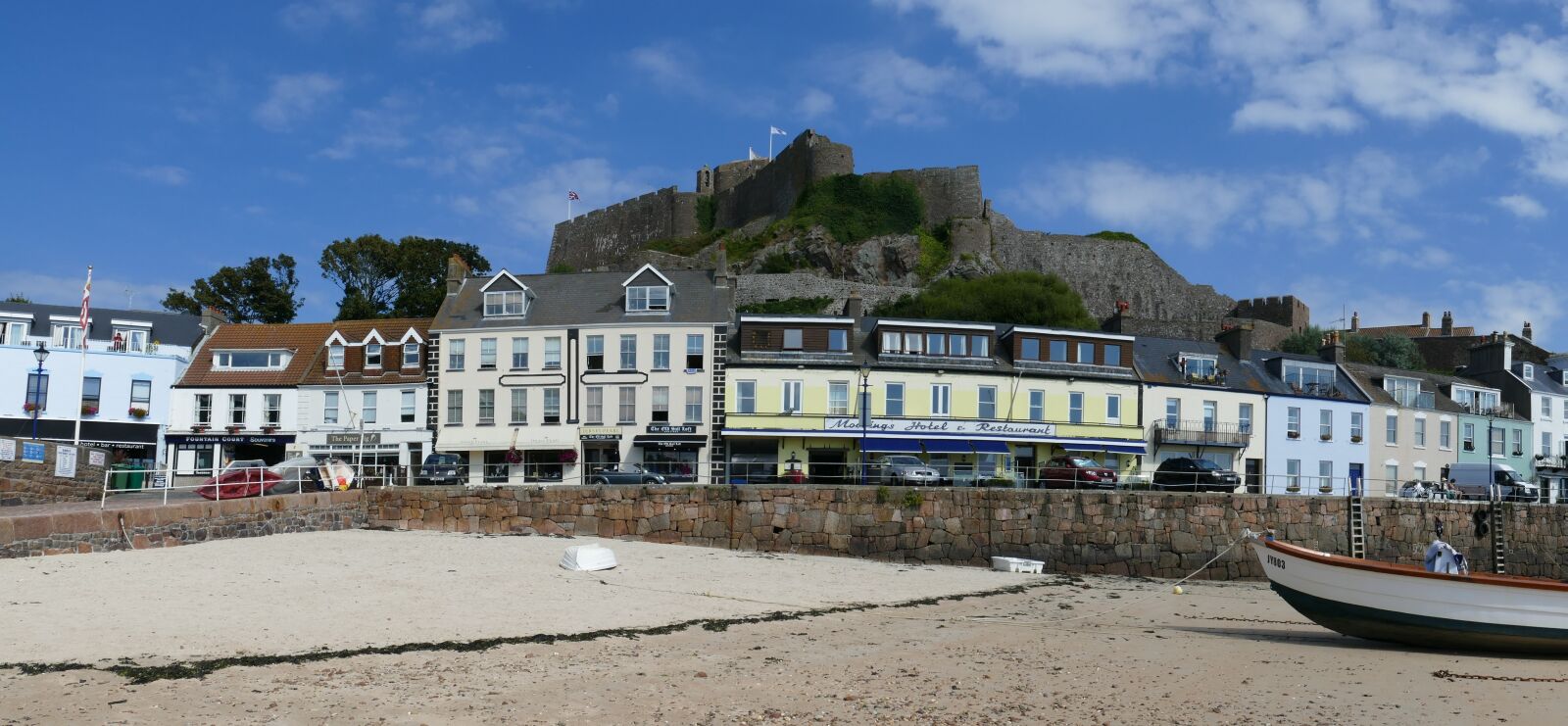 Panasonic Lumix DMC-FZ1000 sample photo. Jersey, castle, orgueil photography