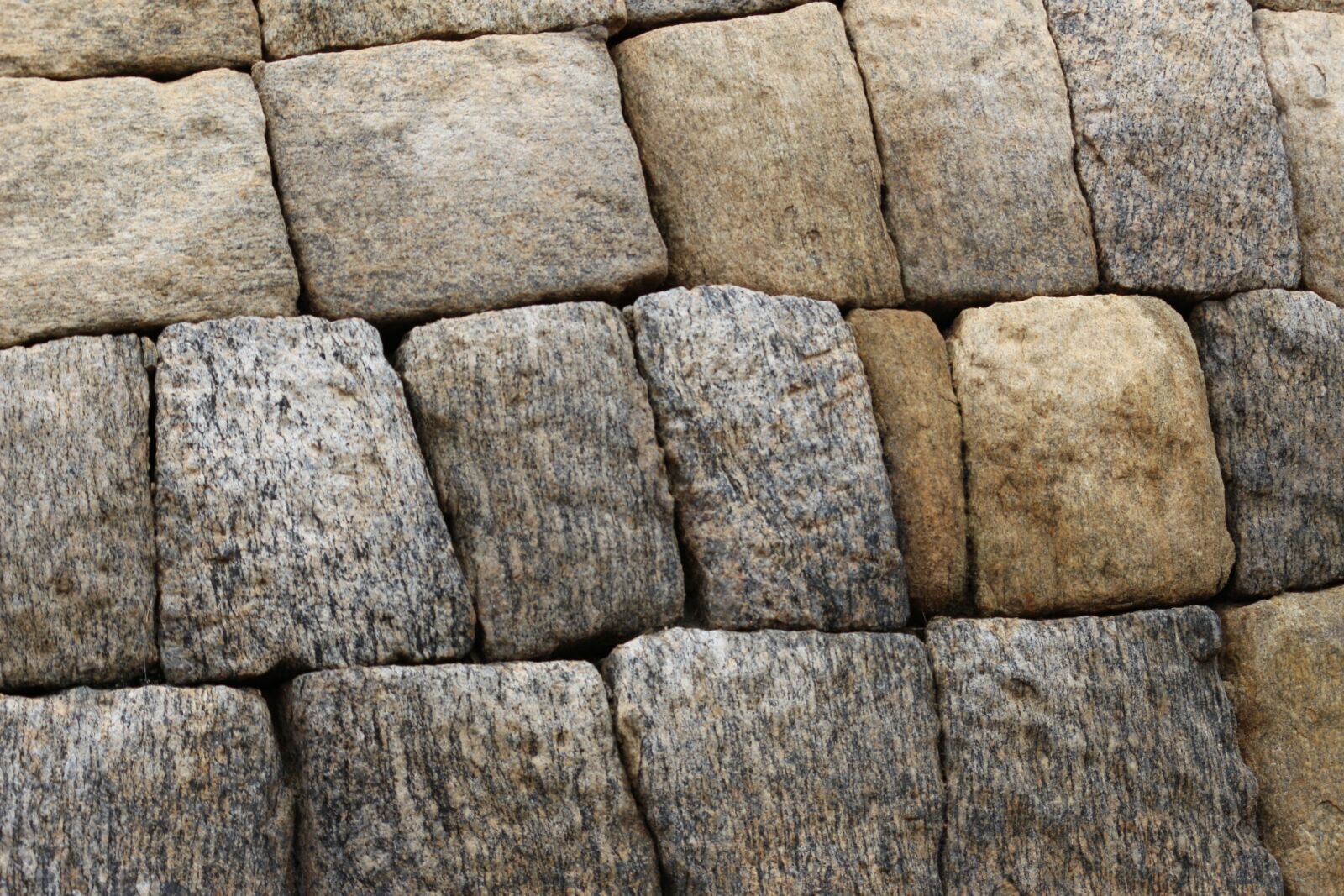 Canon EOS 700D (EOS Rebel T5i / EOS Kiss X7i) sample photo. Stone, stone walls, wall photography