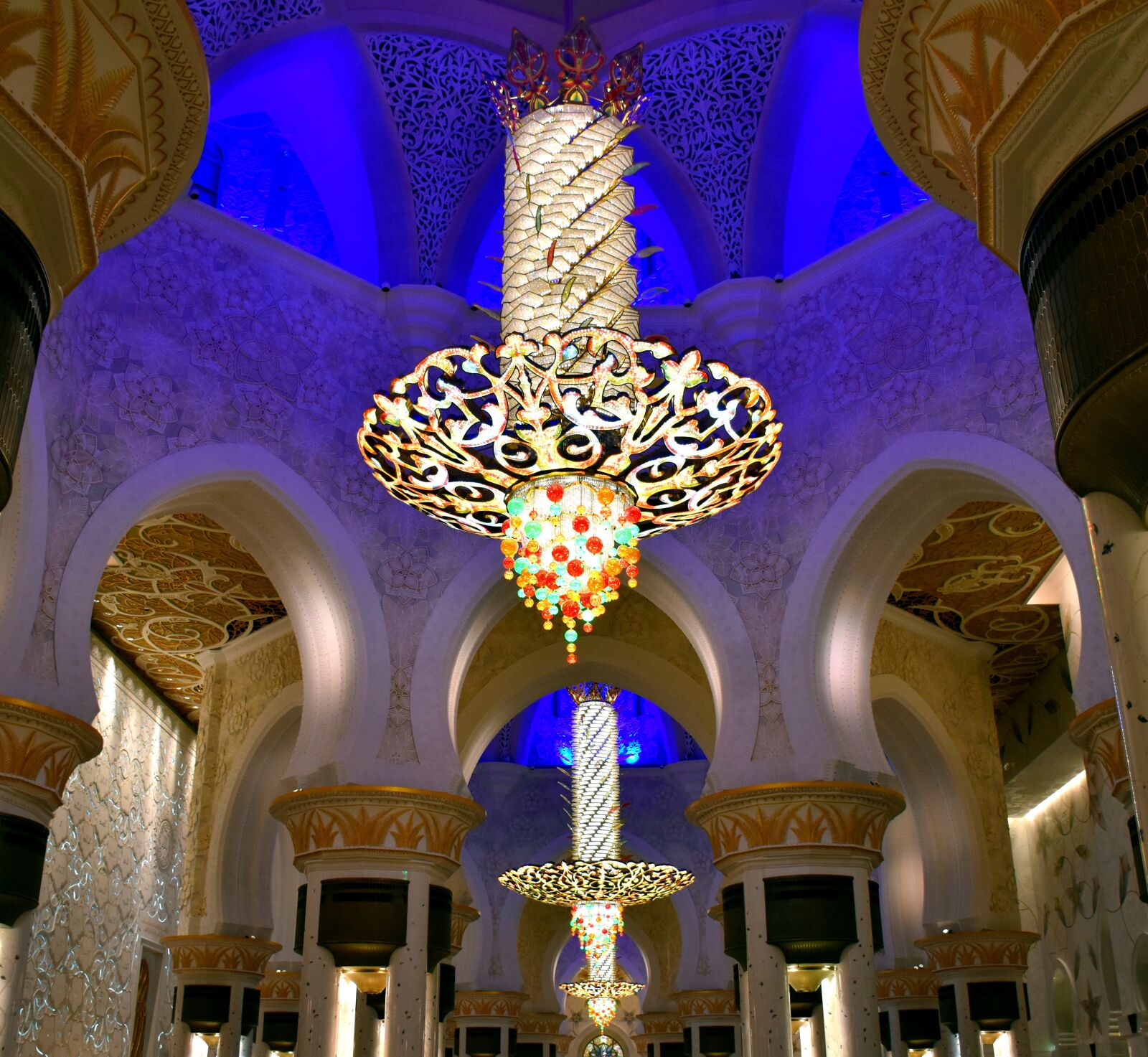 Nikon D5500 sample photo. Chandelier, sheikh zayed mosque photography