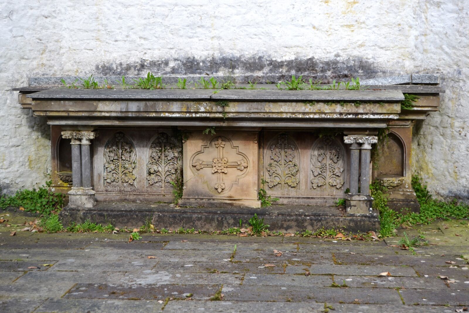 Nikon D3100 sample photo. Altar, ruin, church photography