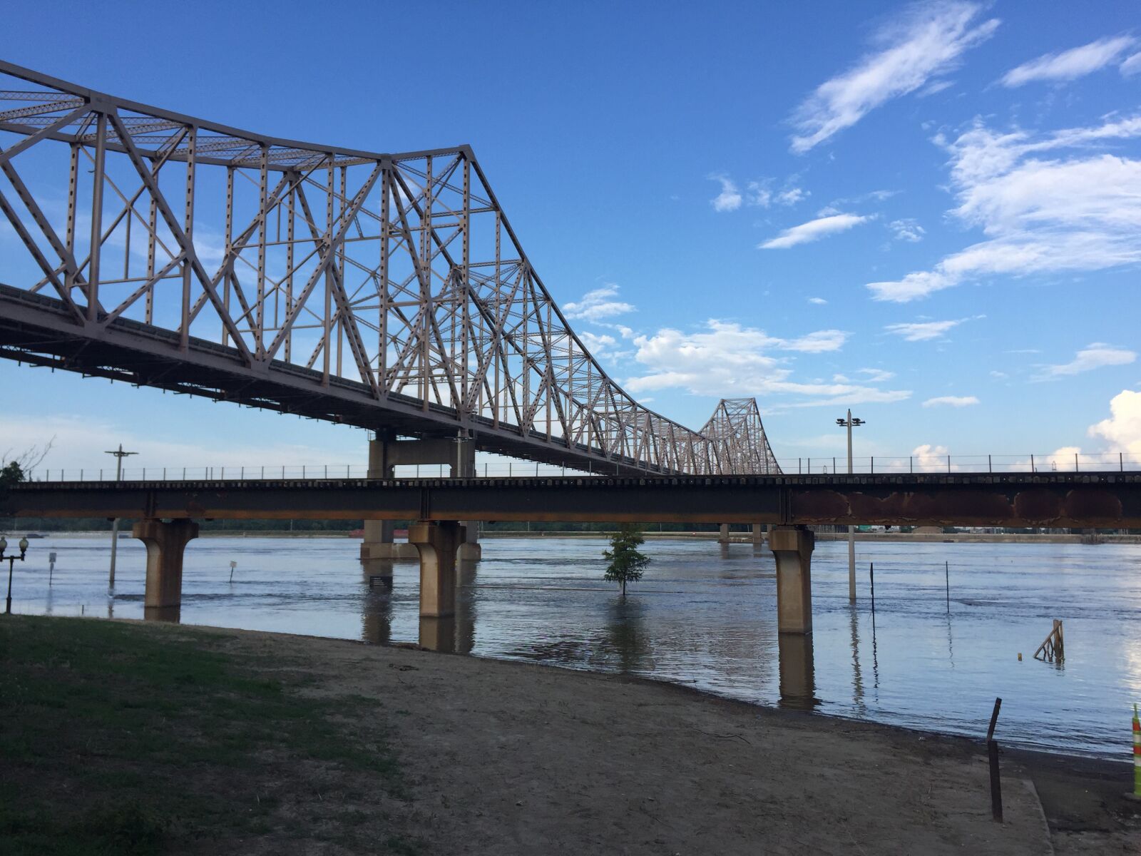 iPhone 6 back camera 4.15mm f/2.2 sample photo. Mississippi river, missouri, st photography