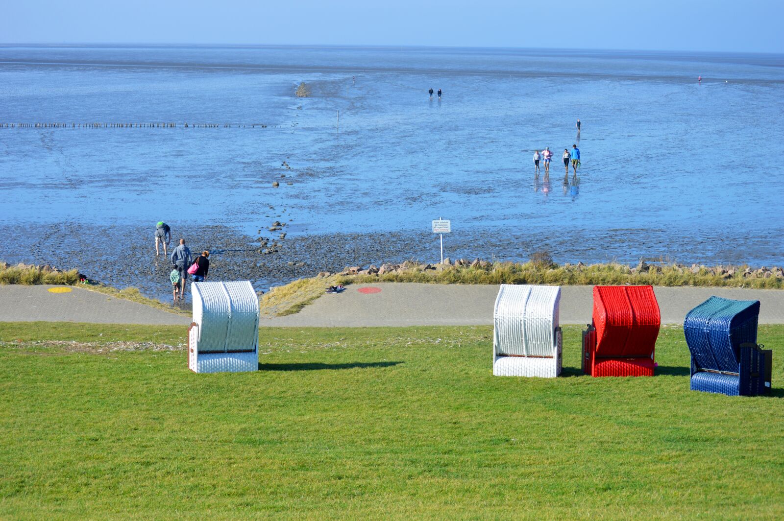 Nikon D3200 sample photo. Friedrichskoog tip, clubs, north photography