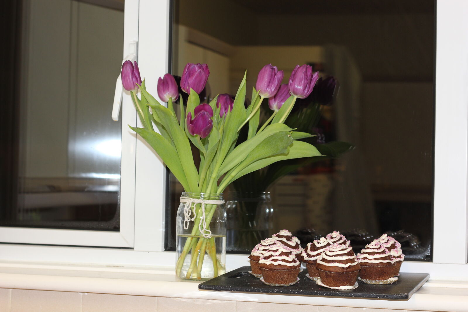 Canon EOS 550D (EOS Rebel T2i / EOS Kiss X4) sample photo. Birthday, cake, clebration, cookies photography
