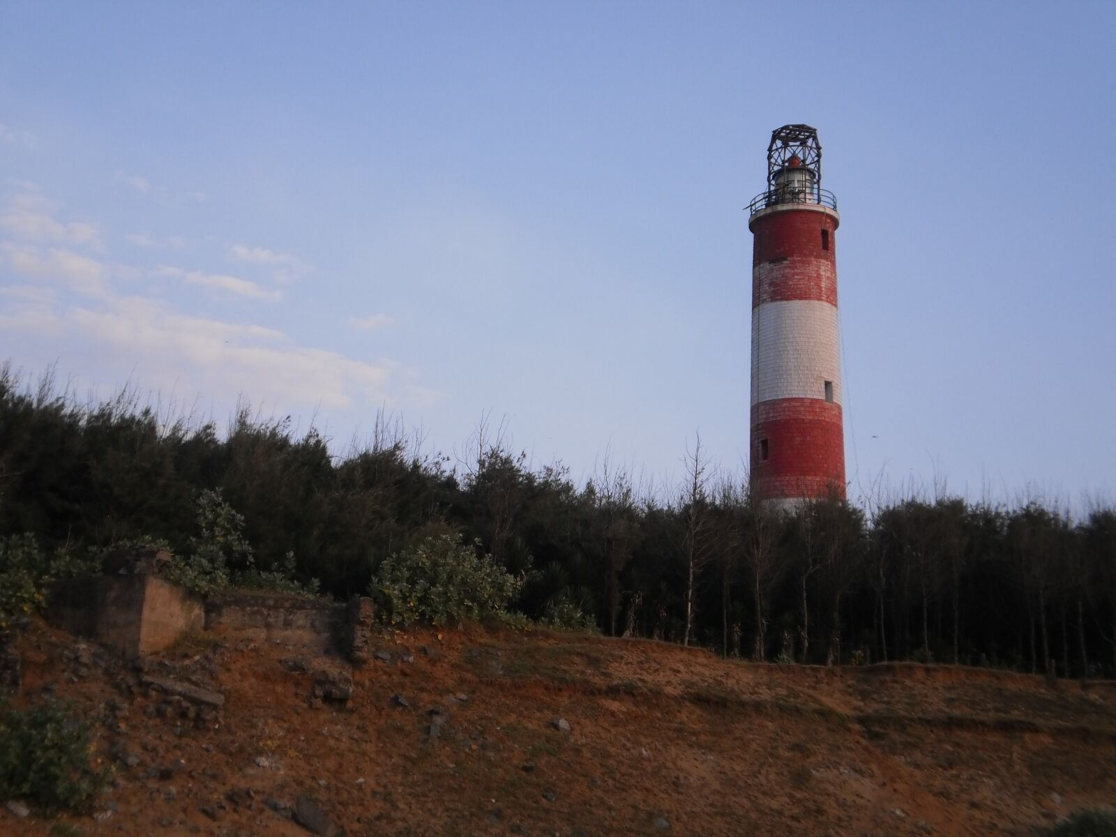Olympus T105,T100,X36 sample photo. Lighthouse, seaside, coastline photography