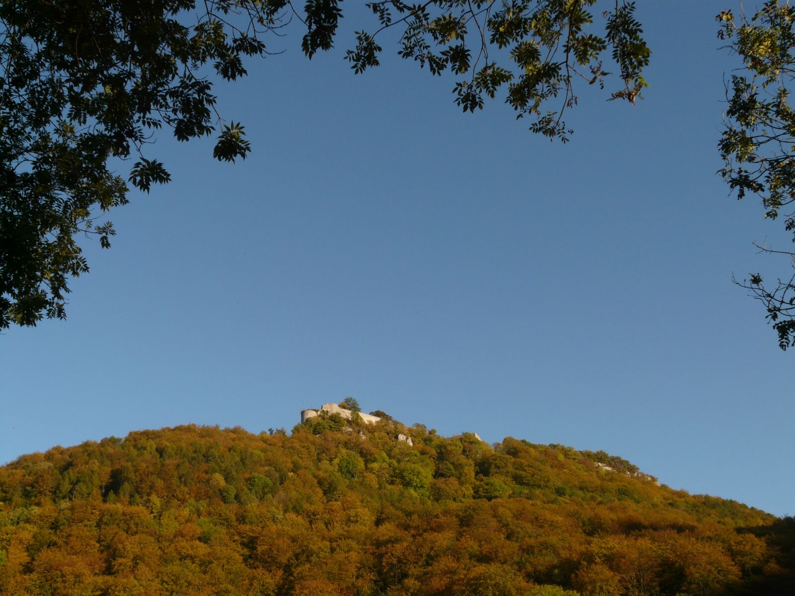 Panasonic DMC-FZ18 sample photo. Burg hohenurach, hohenurach, ruin photography