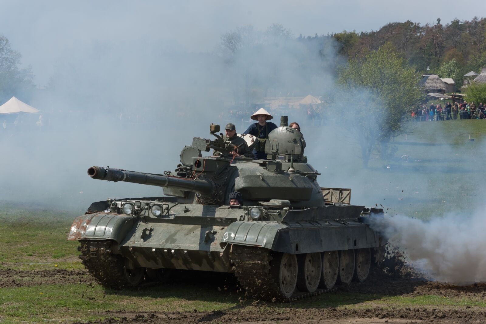 Nikon D7200 sample photo. Tank, battle, army photography