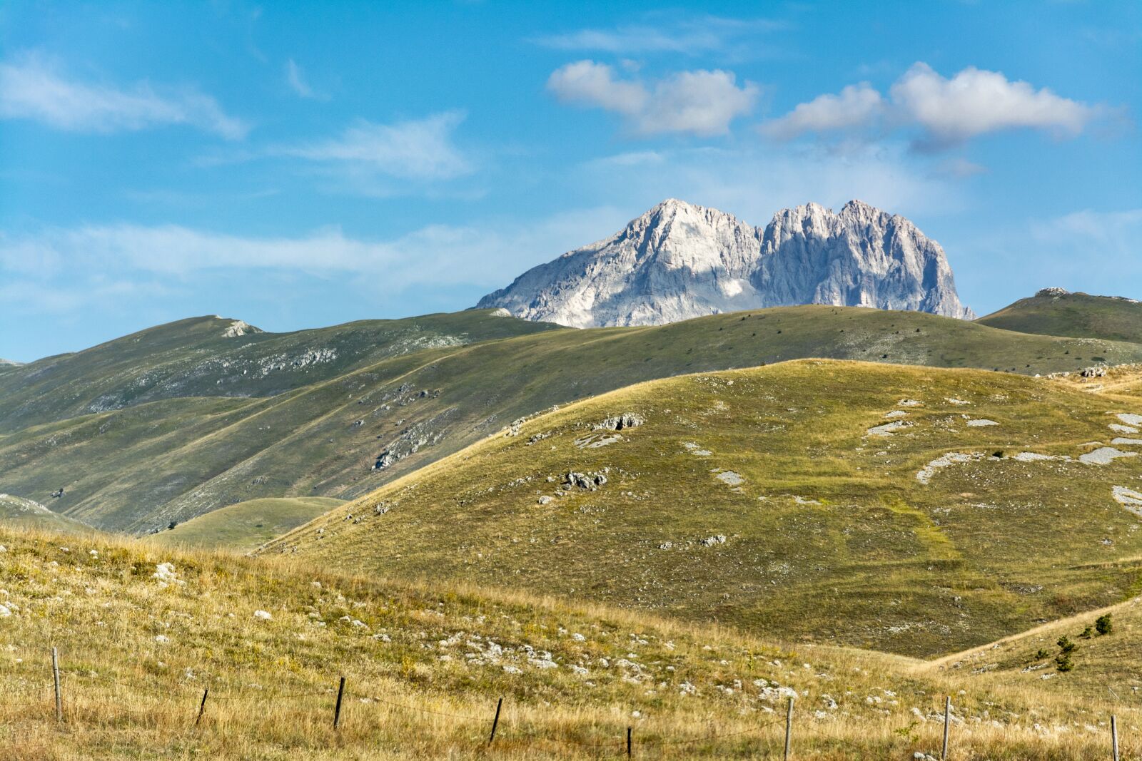 Nikon D5200 sample photo. Mountain, gran sasso, the photography