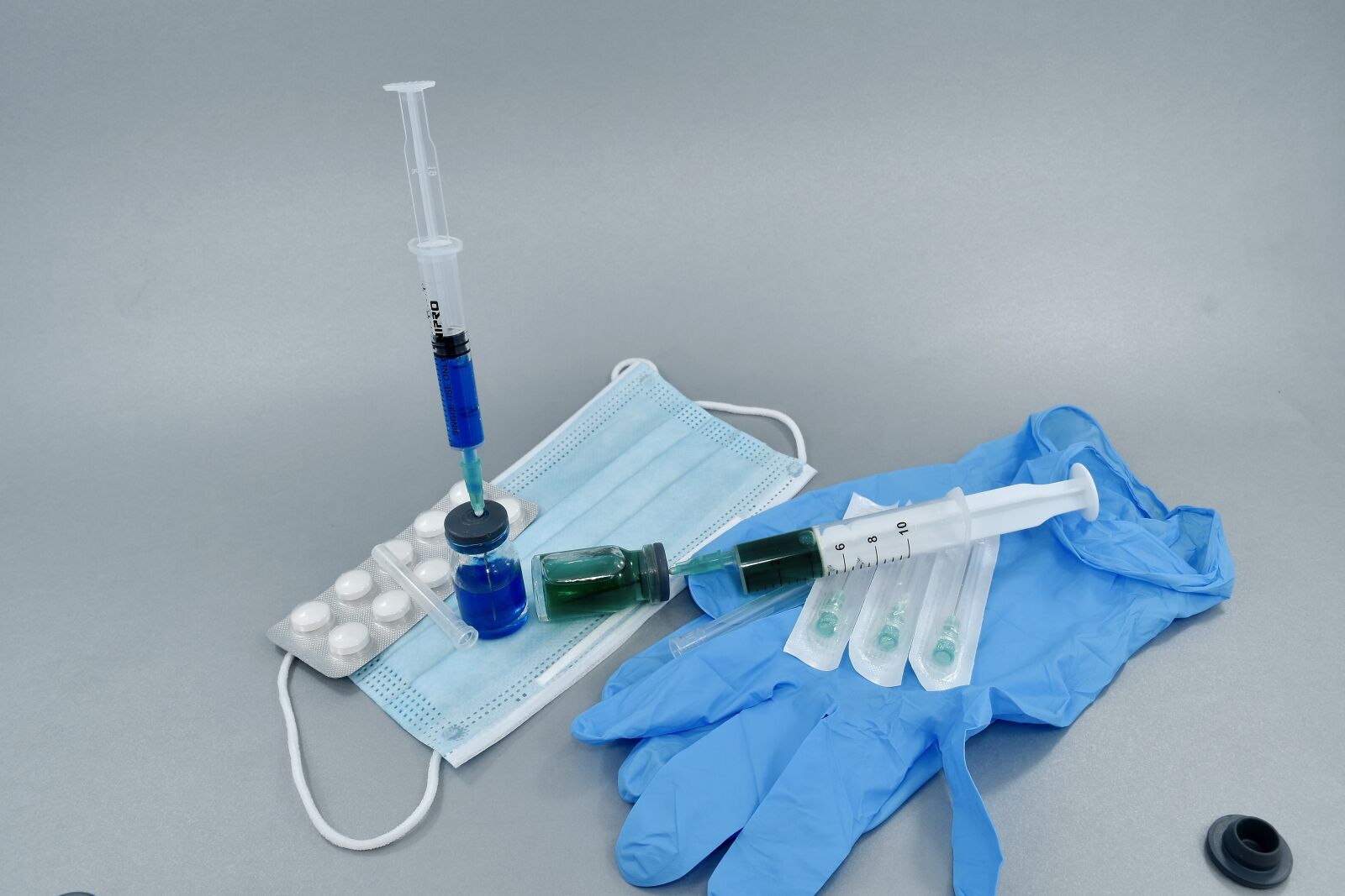 Nikon D5500 sample photo. Injection, pharmacology, pharmacy, pills photography
