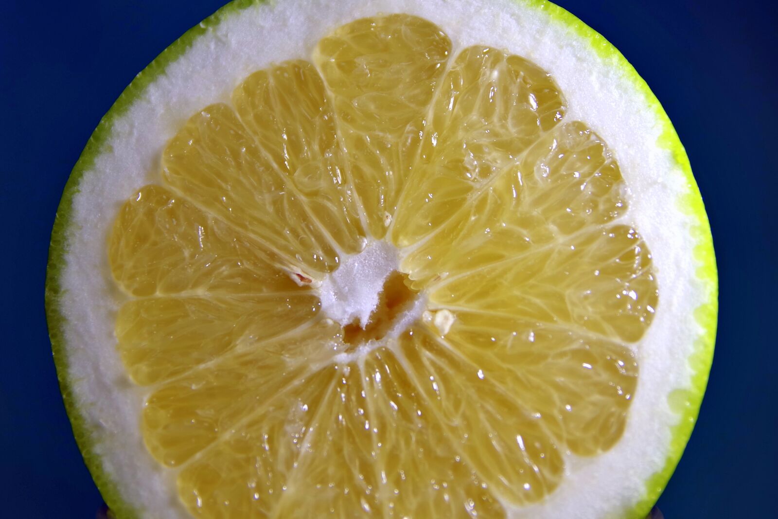 Pentax K-S2 sample photo. Grapefruit, fruit, citrus photography