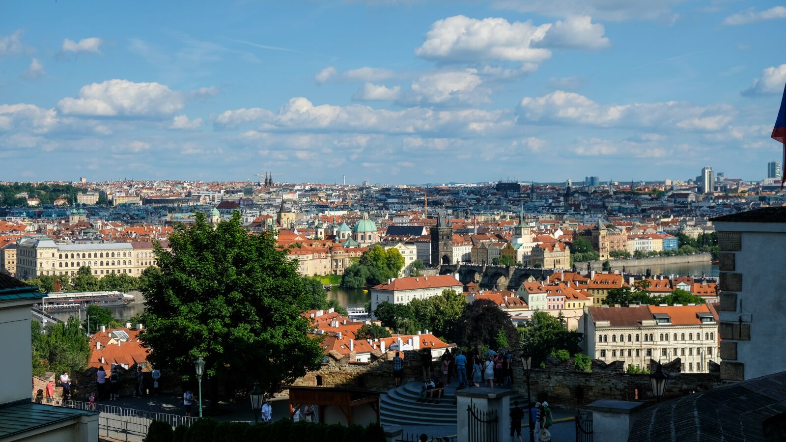 Fujifilm XF 18-55mm F2.8-4 R LM OIS sample photo. Prague, praha, czech republic photography