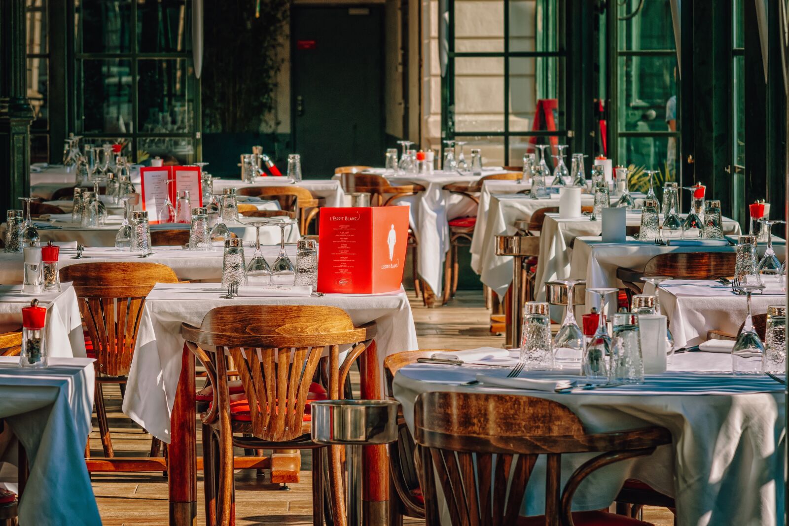 Nikon D3300 sample photo. Restaurant, gastronomy, guest room photography