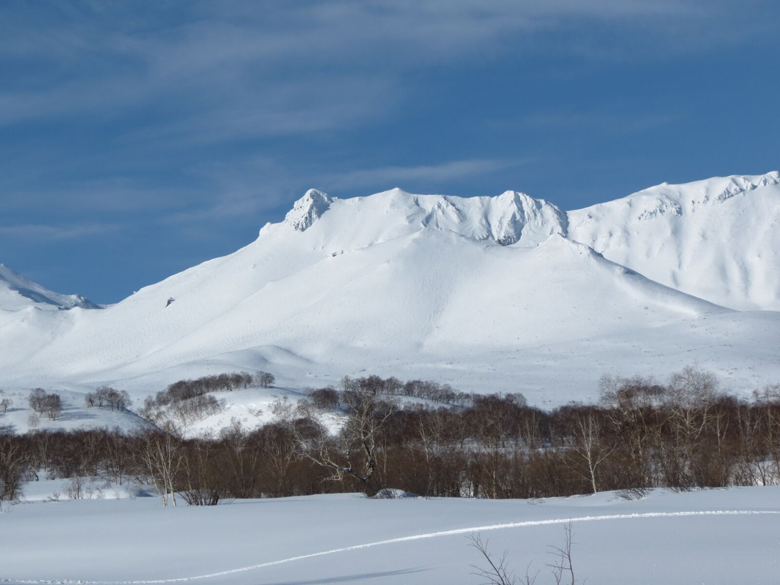 Canon PowerShot SX40 HS sample photo. Volcano, snowy mountains, slopes photography