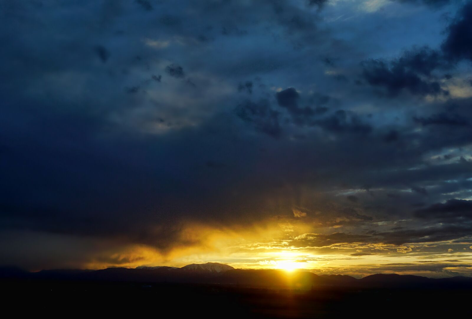 Sony E 18-135mm F3.5-5.6 OSS sample photo. Sunset, nature, sun photography