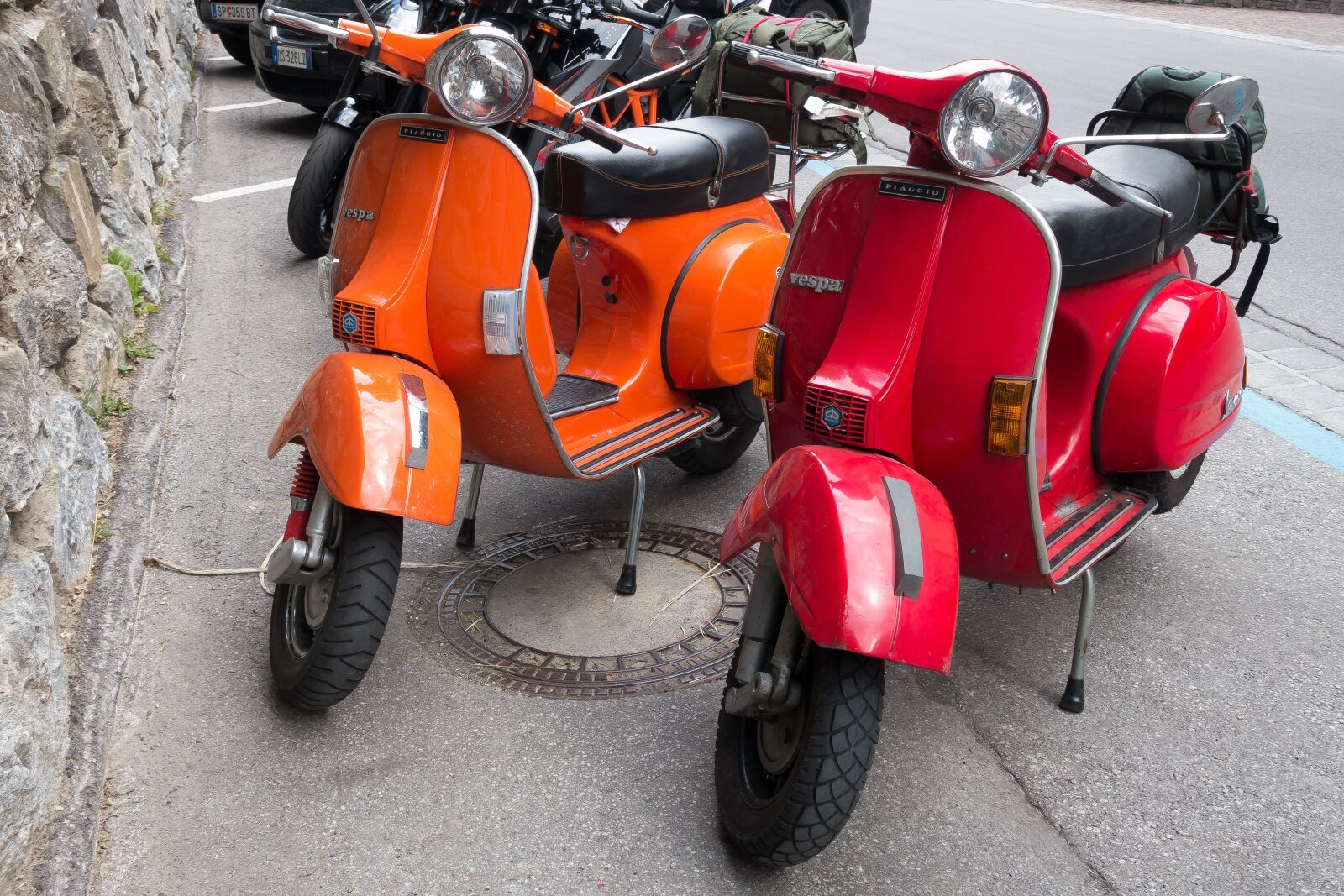 Sony Cyber-shot DSC-RX100 III sample photo. Motor scooter, vespa, roller photography