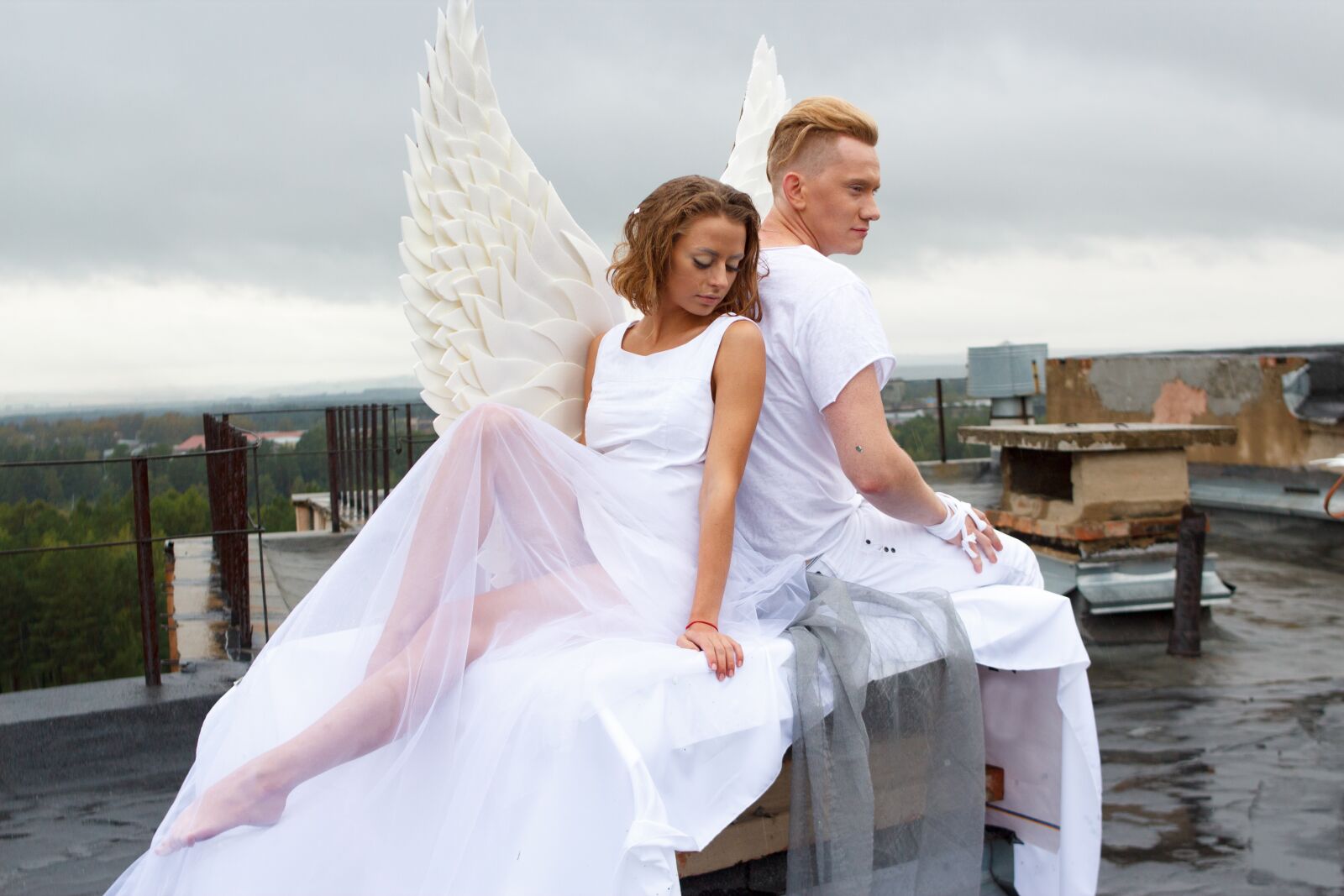 Canon EOS 600D (Rebel EOS T3i / EOS Kiss X5) sample photo. Love, angels, couple photography