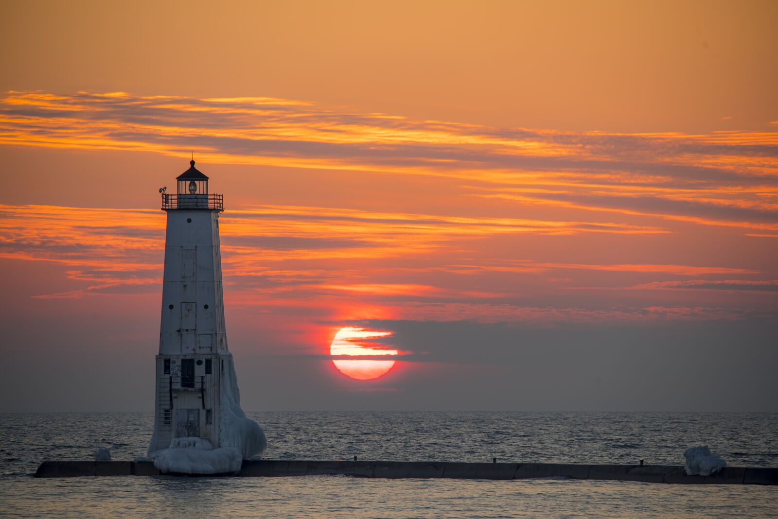 Nikon D810 sample photo. Lighthouse, water, sea photography