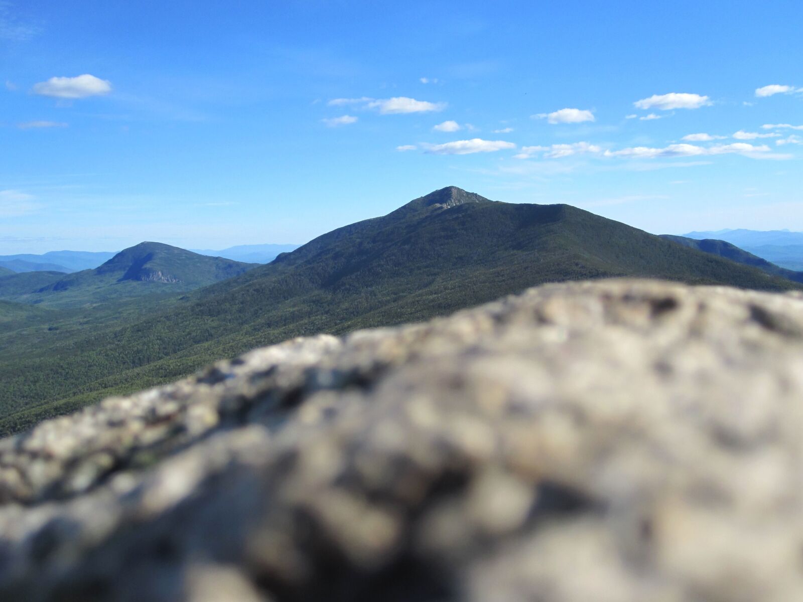 Canon PowerShot SD780 IS (Digital IXUS 100 IS / IXY Digital 210 IS) sample photo. Mountain peaks, peaks, hills photography