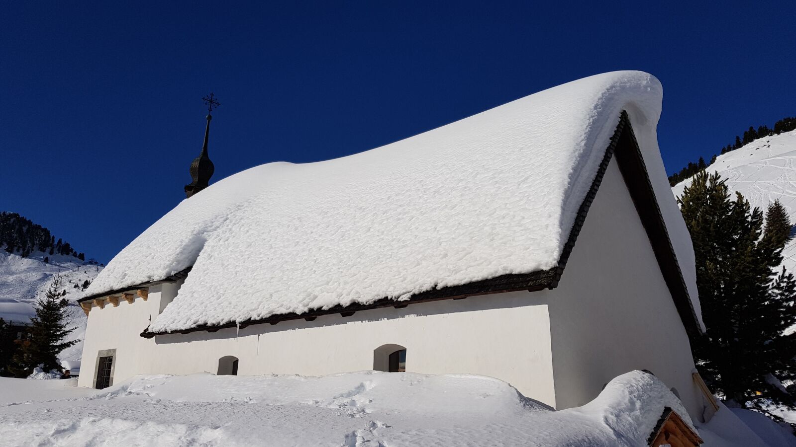 Samsung Galaxy S8 sample photo. Church, snow, chapel photography