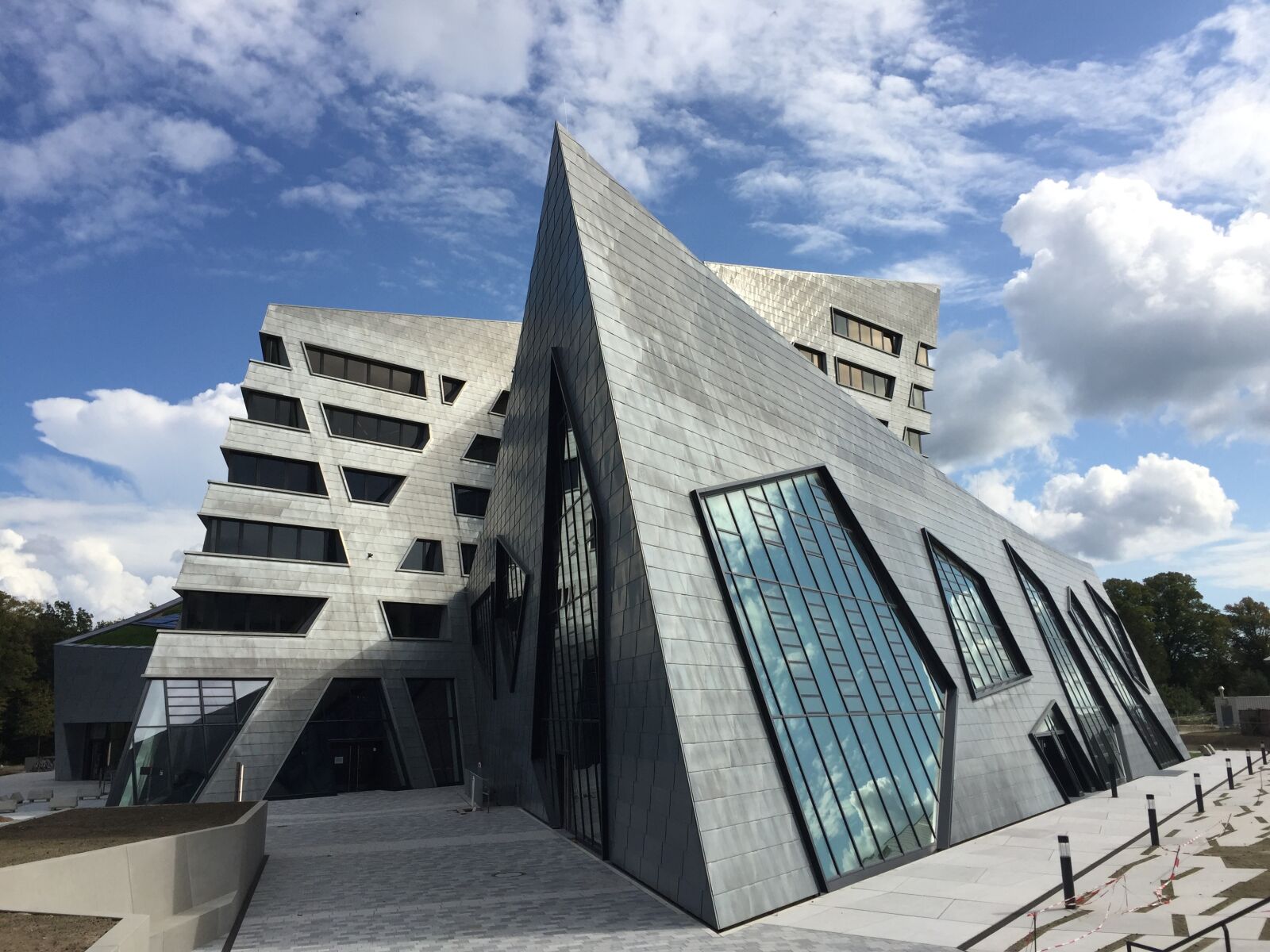 Apple iPhone 6 sample photo. Daniel libeskind, architecture, modern photography