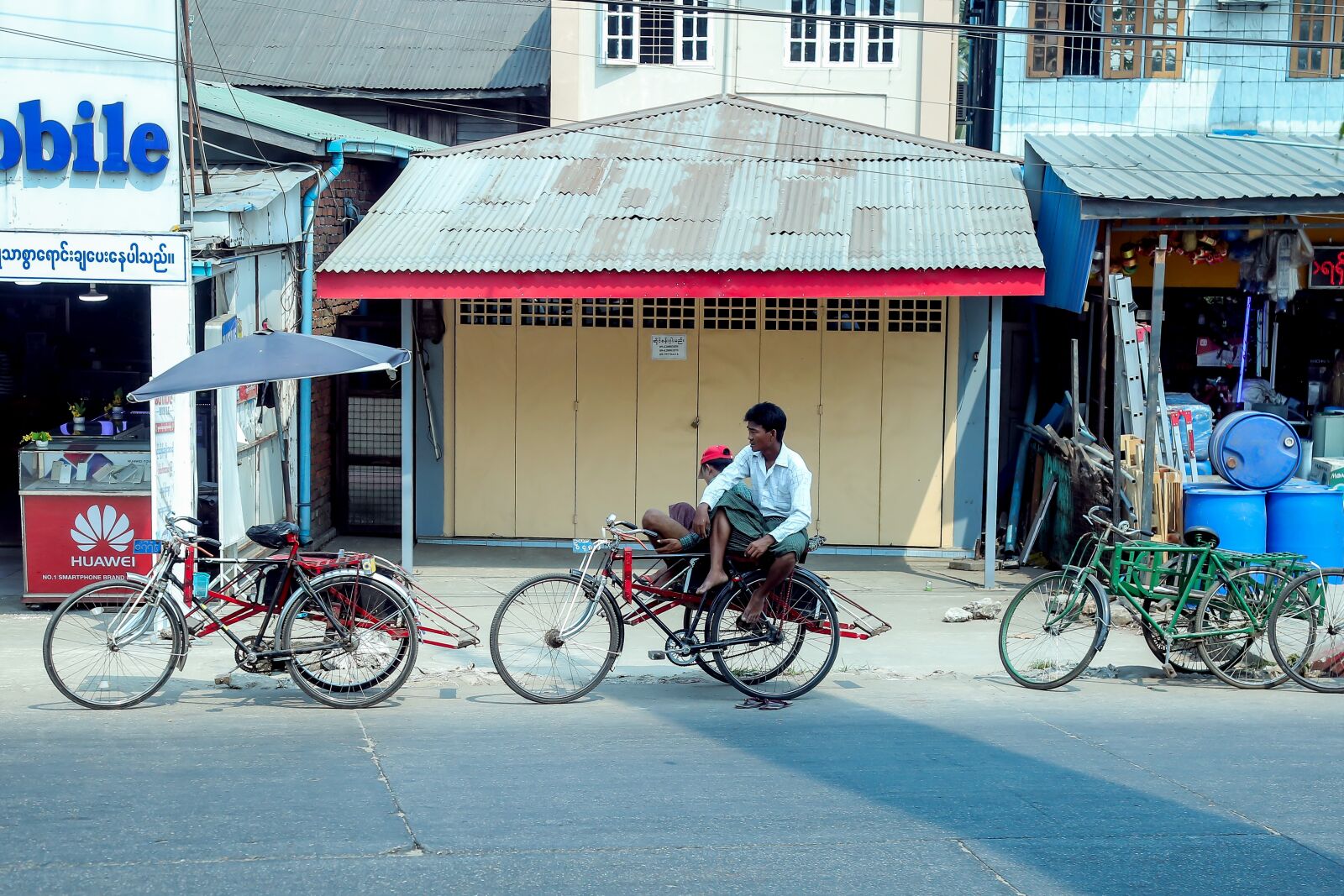 Canon EF 24-105mm F4L IS USM sample photo. Myanmar country, daily life photography