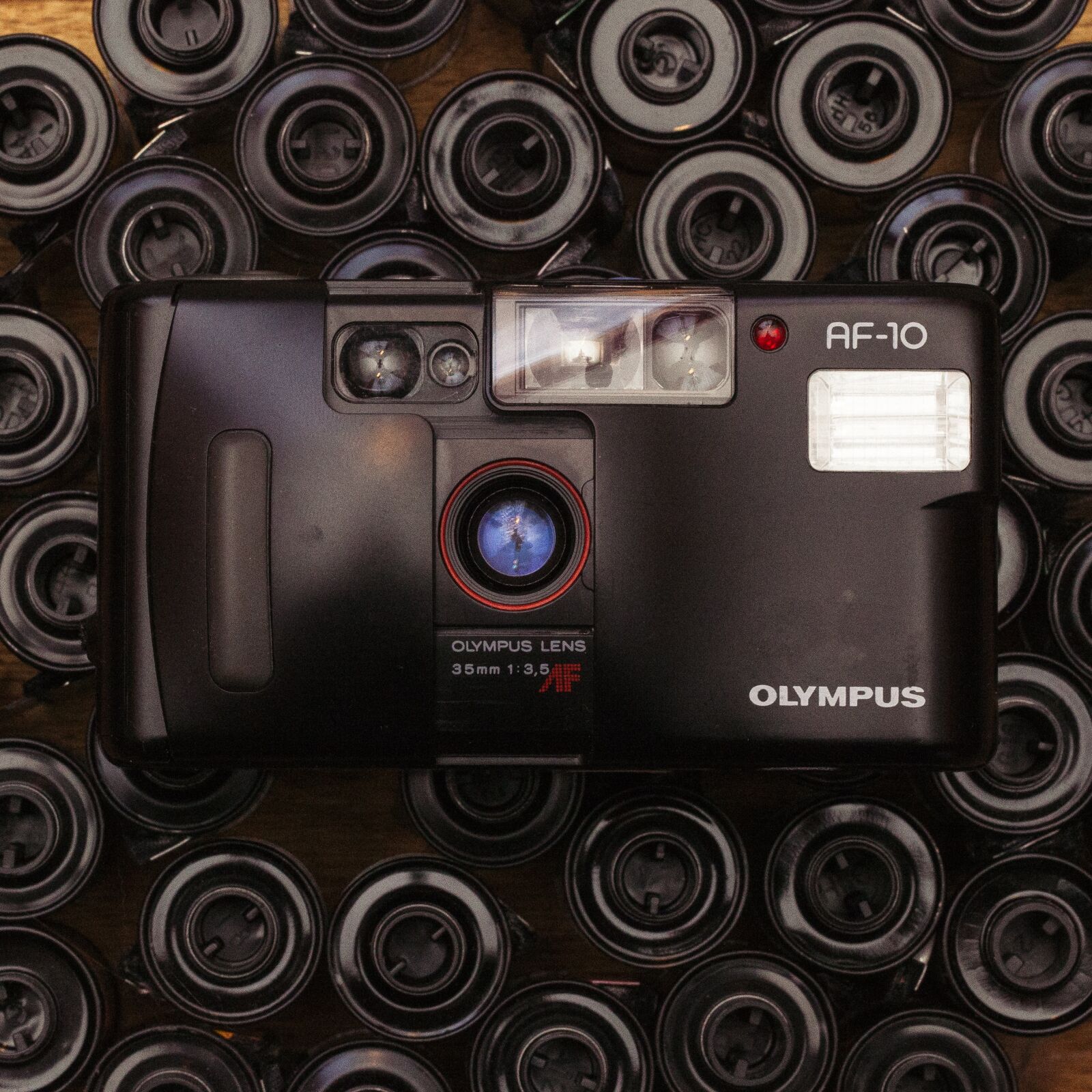 Canon EOS 5D Mark II sample photo. Lens, equipment, shutter photography