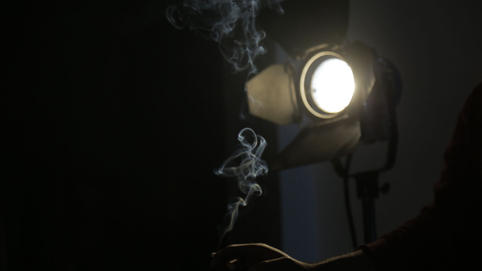Canon EF 24-105mm F4L IS USM sample photo. Light, smoke photography