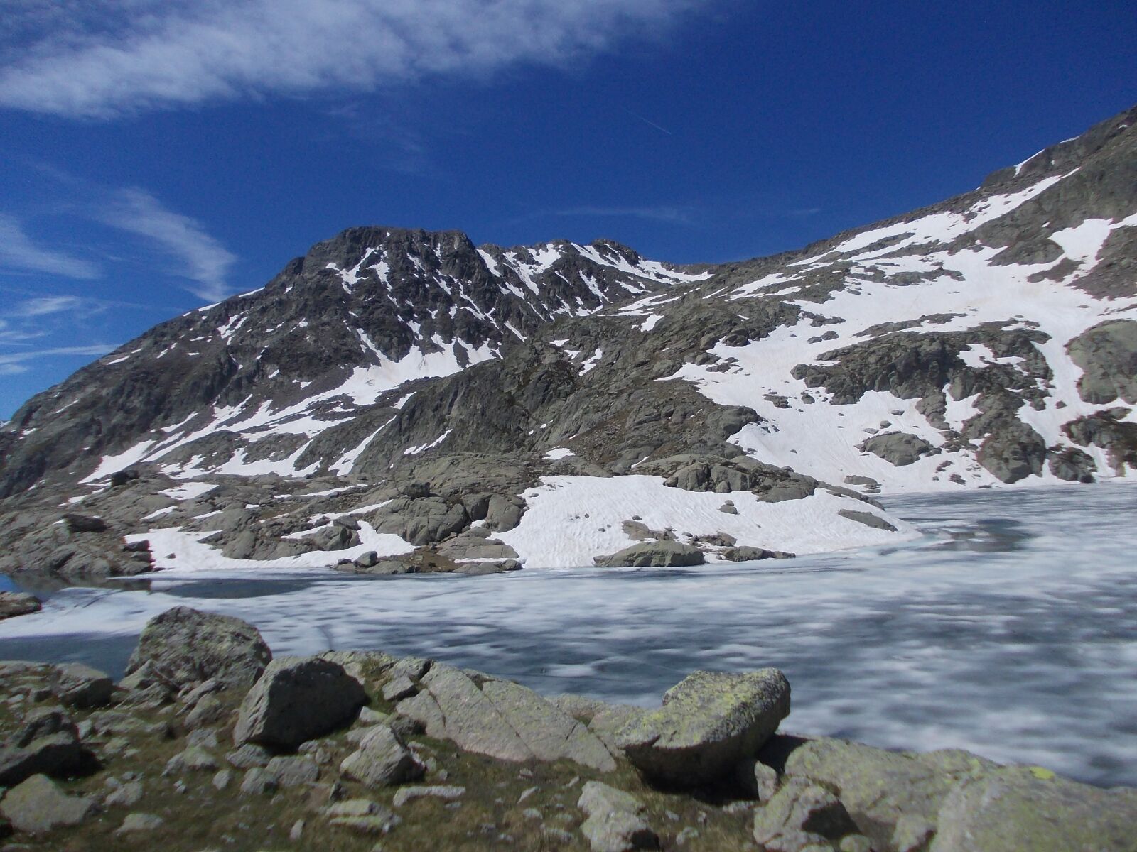 Nikon COOLPIX L23 sample photo. Mountains, alps, lake photography