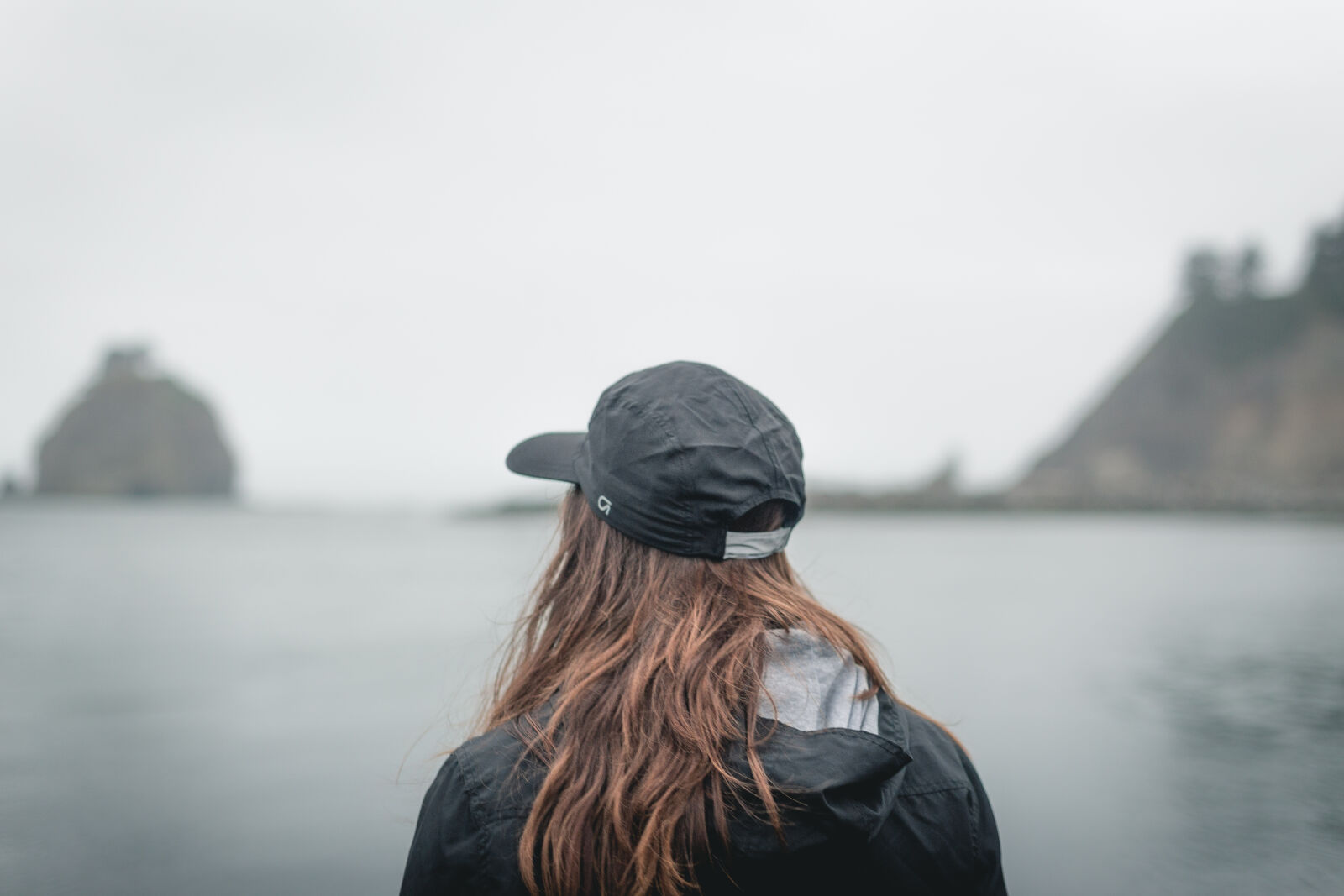 Canon EOS 6D + Canon EF 50mm F1.4 USM sample photo. Woman, person, adventure, sea photography